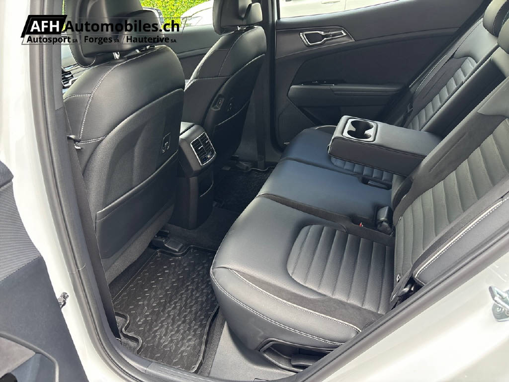 KIA Sportage 1.6 T-GDi PHEV GT-Line-image-6