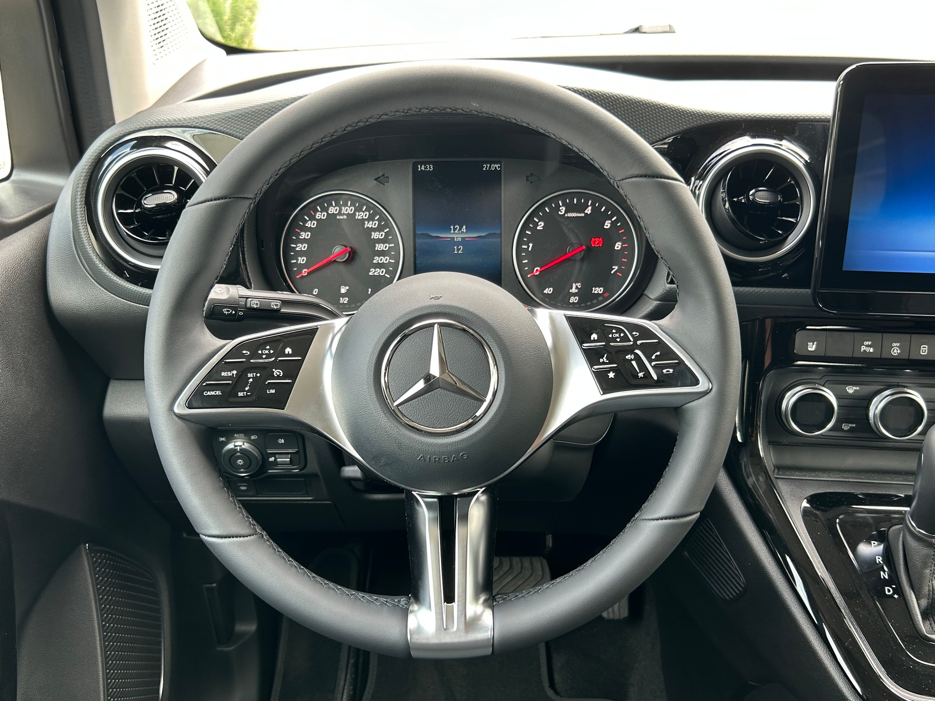 MERCEDES-BENZ T-Klasse T 180 Style S-image-14
