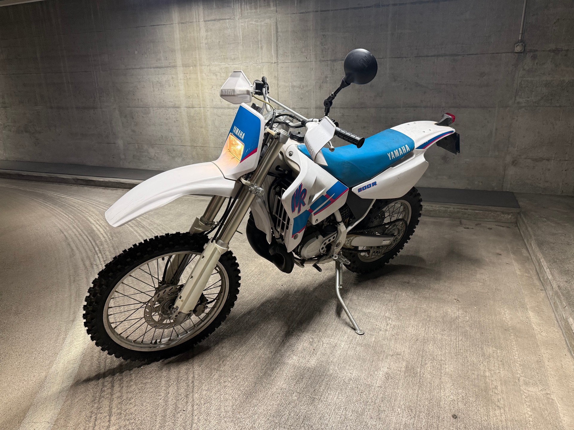 YAMAHA DT 200 WR-image-1