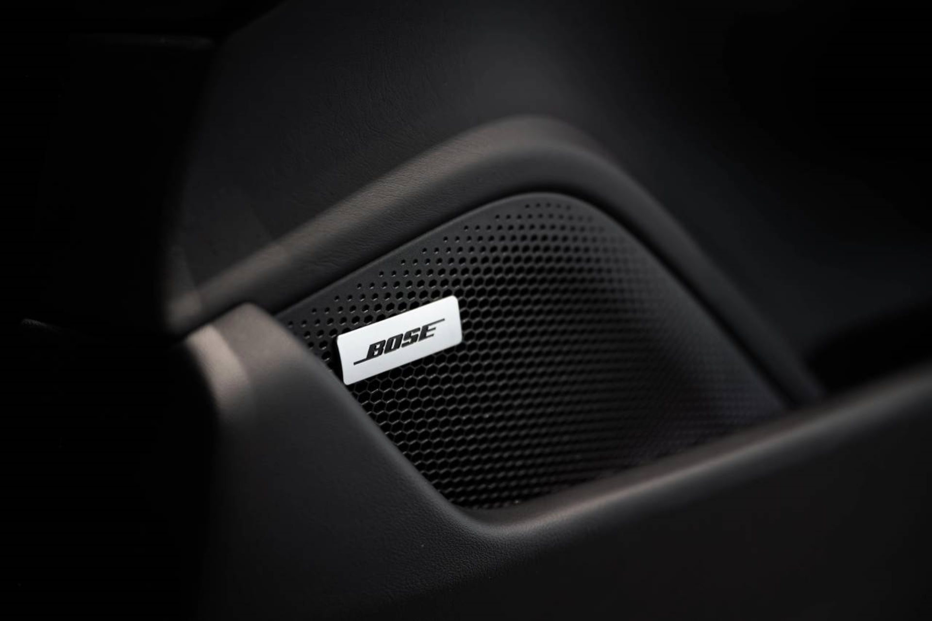 PORSCHE Taycan Turbo-image-30