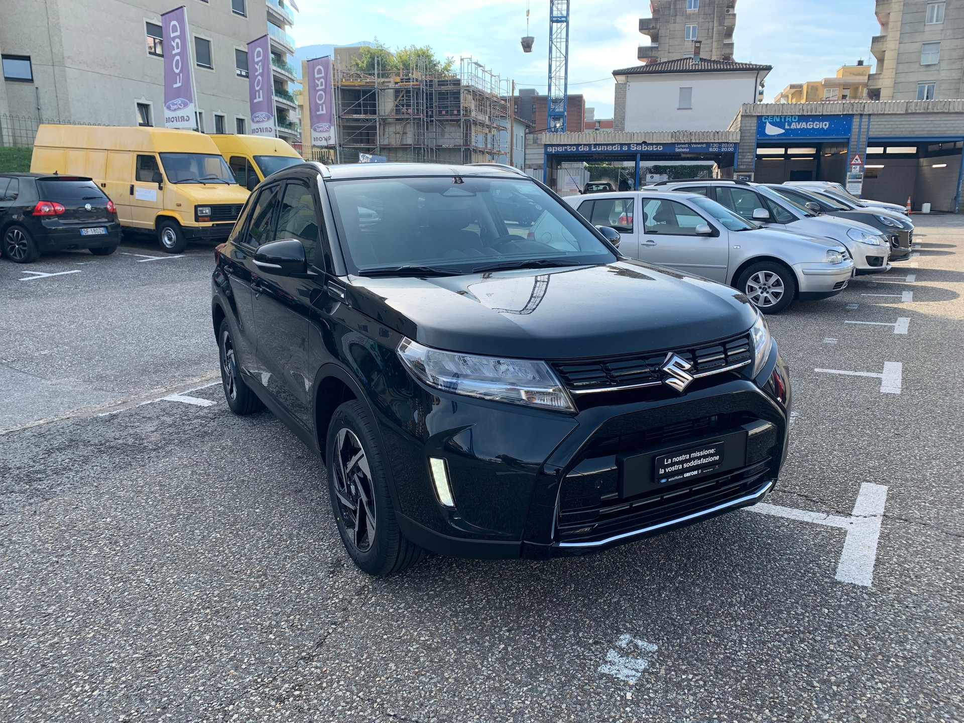 SUZUKI VITARA 1.4 T Compact TOP Hybrid 4x4-image-2