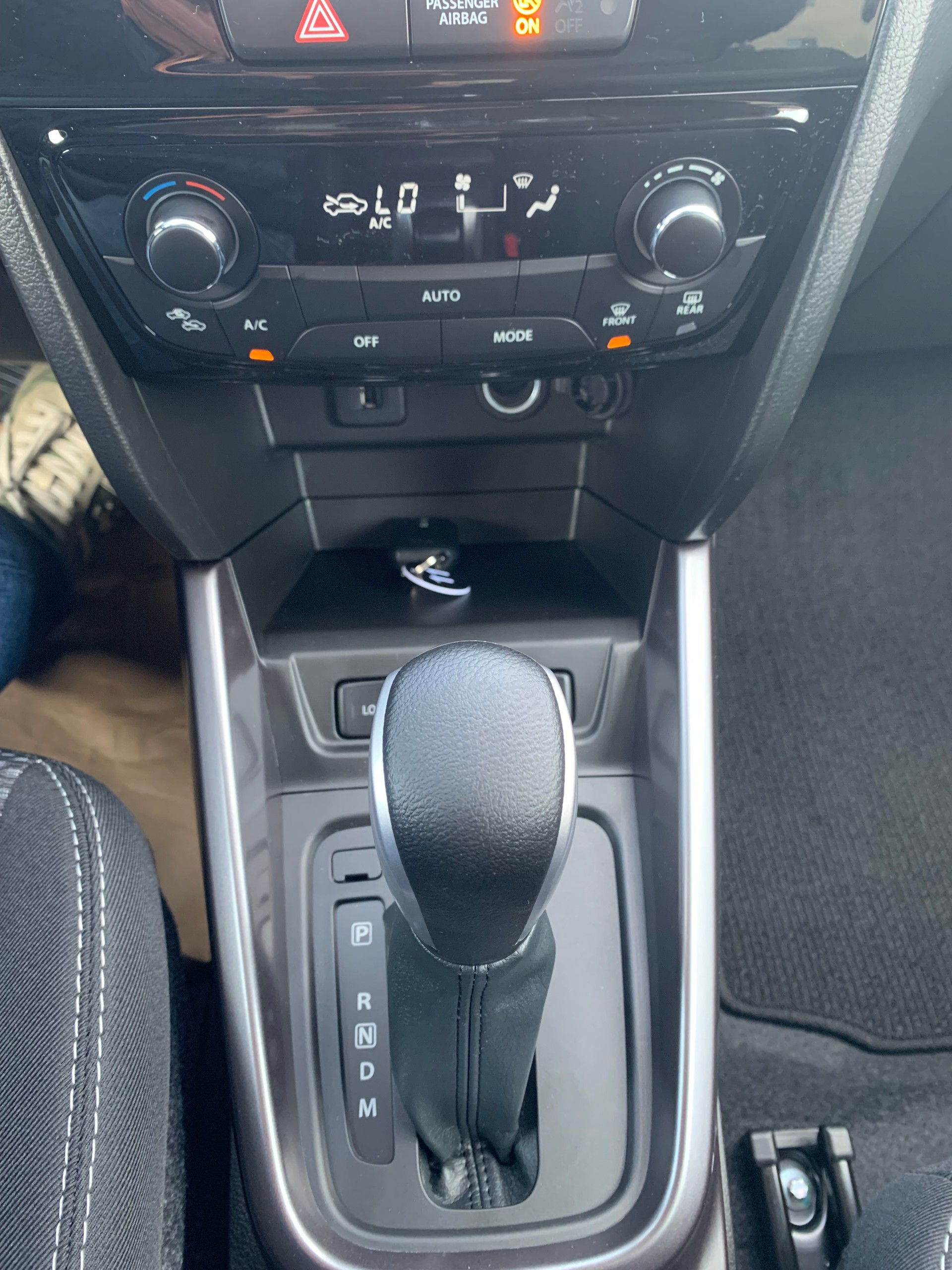 SUZUKI VITARA 1.4 T Compact TOP Hybrid 4x4-image-13