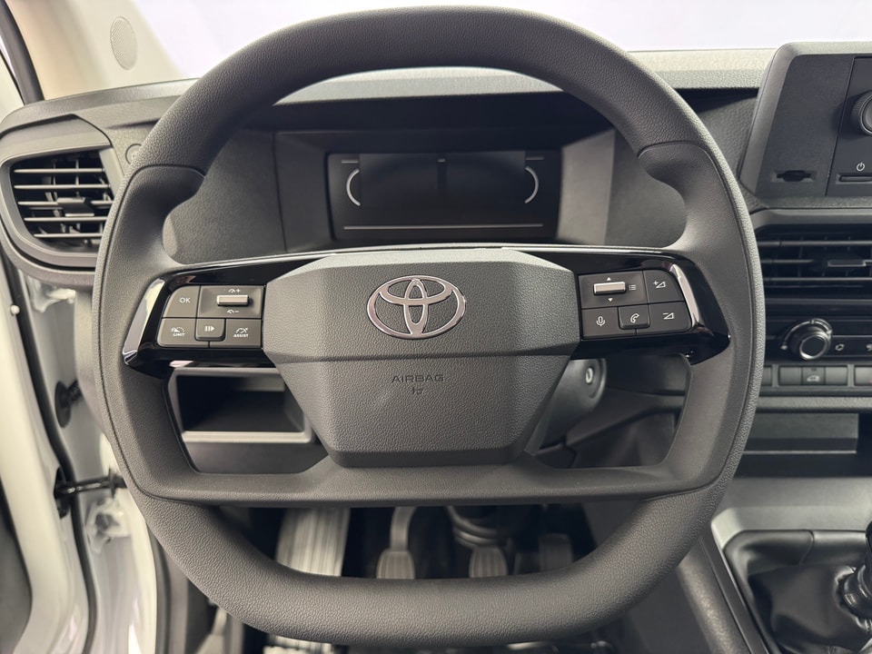 PROACE Van L1 1.5 D Active