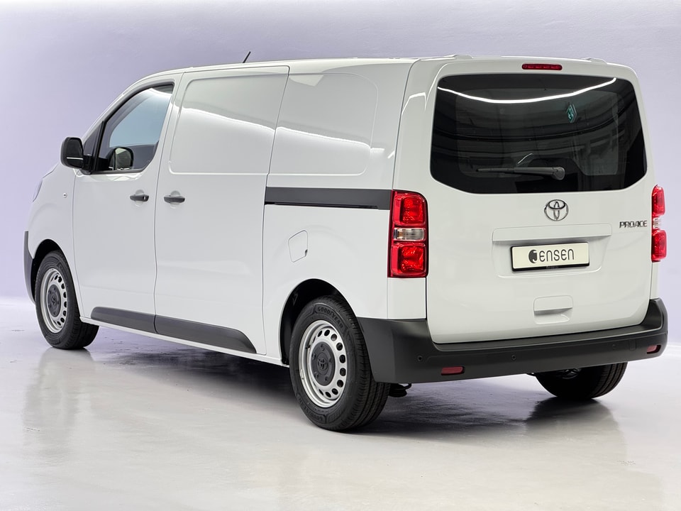 PROACE Van L1 1.5 D Active