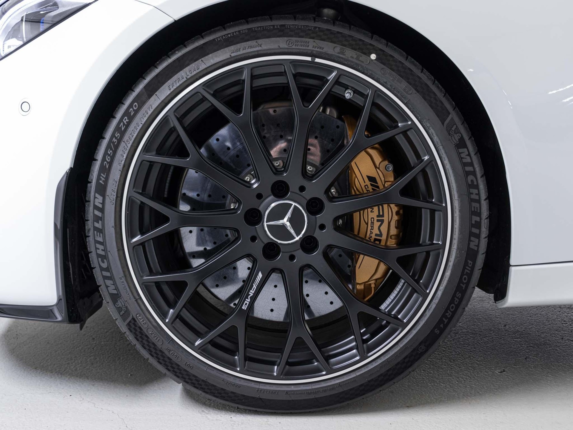 MERCEDES-BENZ C 63 AMG S E Performance-image-14