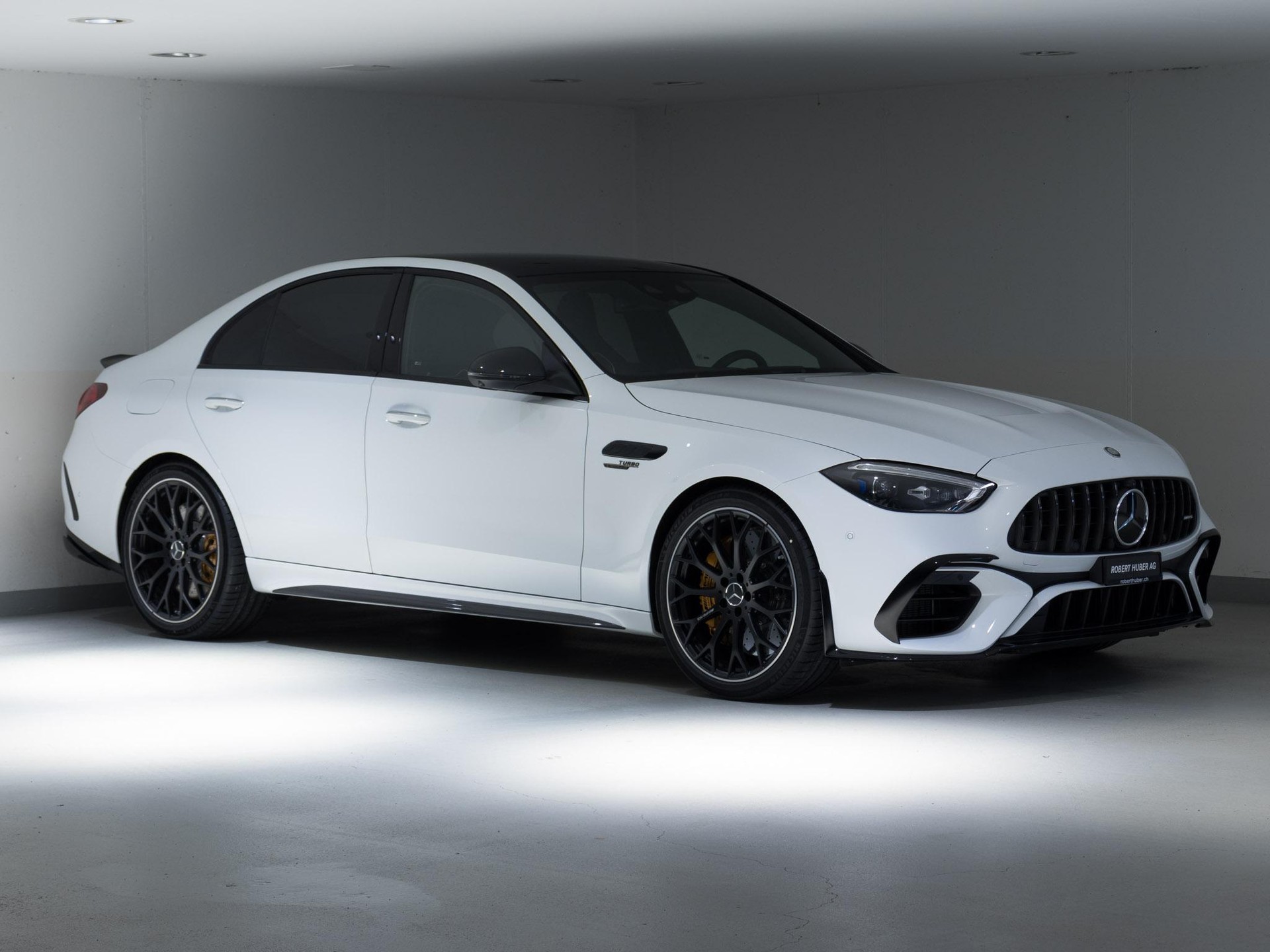 MERCEDES-BENZ C 63 AMG S E Performance-image-1