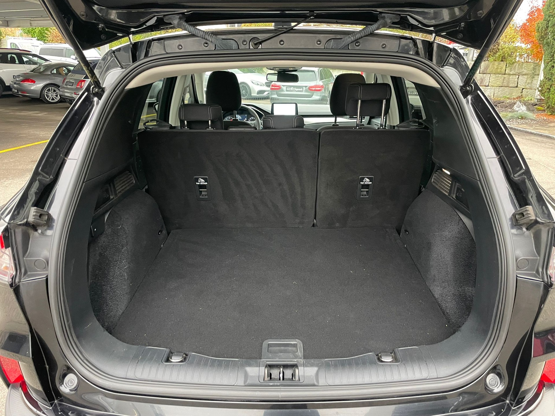FORD Kuga 2.0 EcoBlue Hybrid Titanium 2WD-image-8