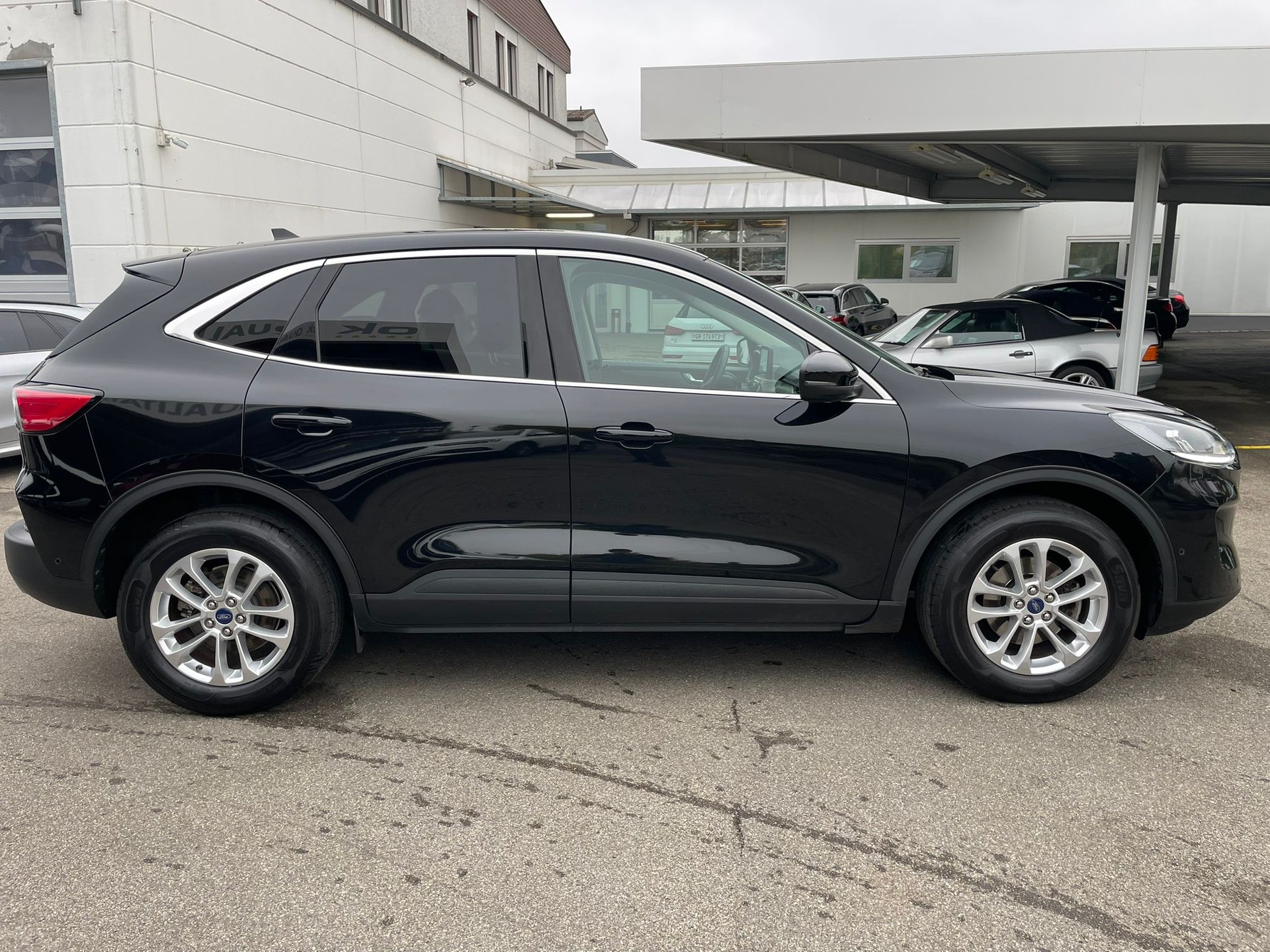 FORD Kuga 2.0 EcoBlue Hybrid Titanium 2WD-image-3