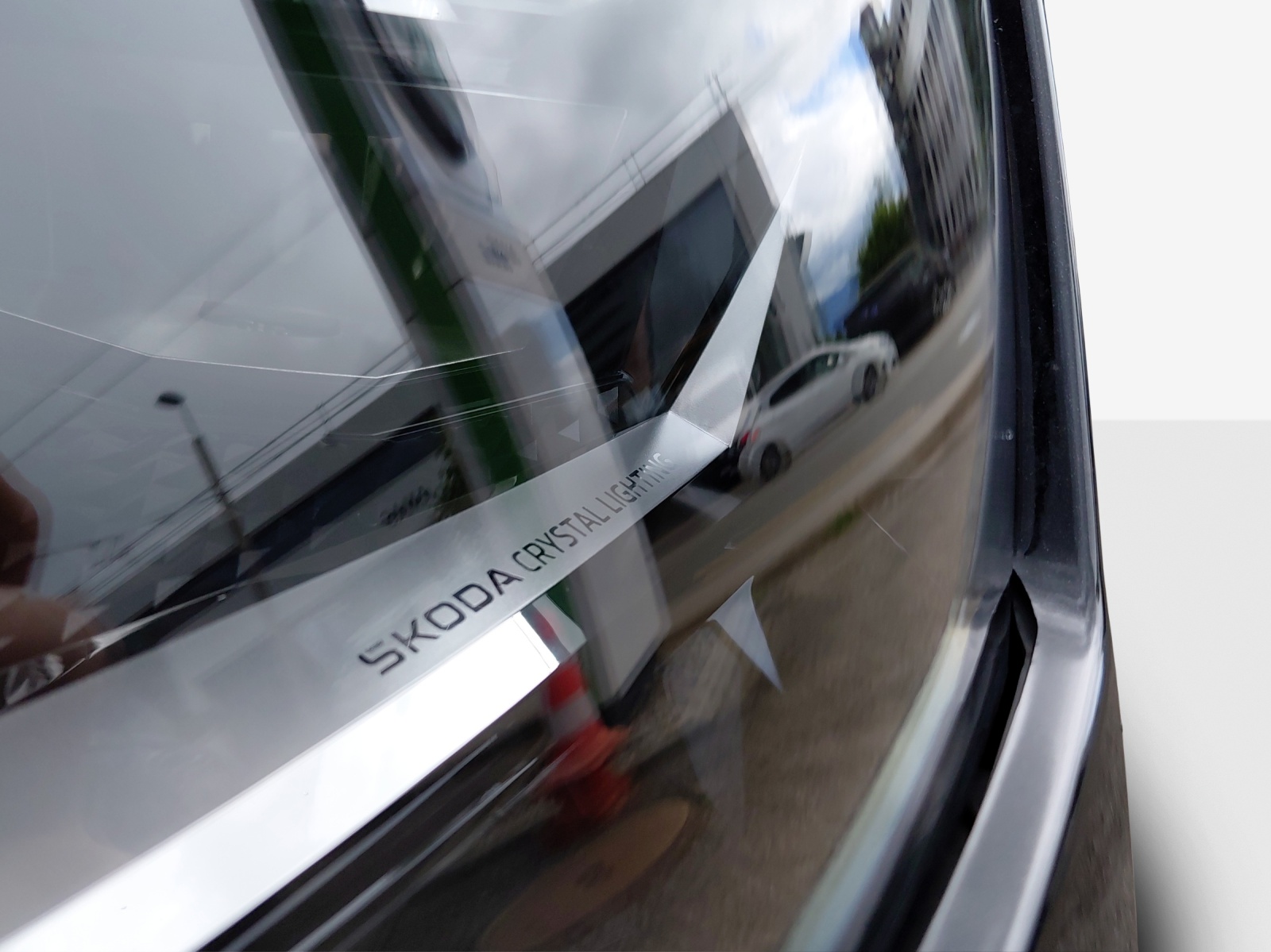 SKODA Kamiq 1.0 TSI Monte Carlo DSG-image-14