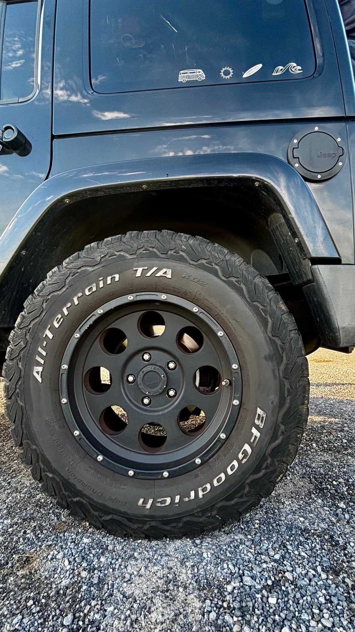 JEEP Wrangler 2.8CRD Unlimited Sahara Automatic-image-1