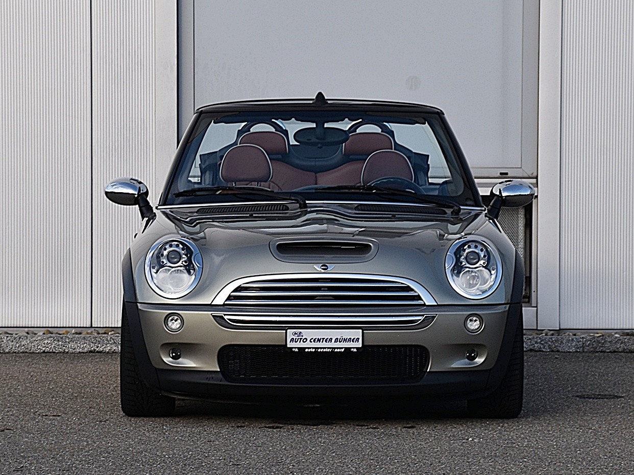 MINI Cooper S John Cooper Works SONDER-MODELL SIDEWALK-EDITION Cabriolet-image-4