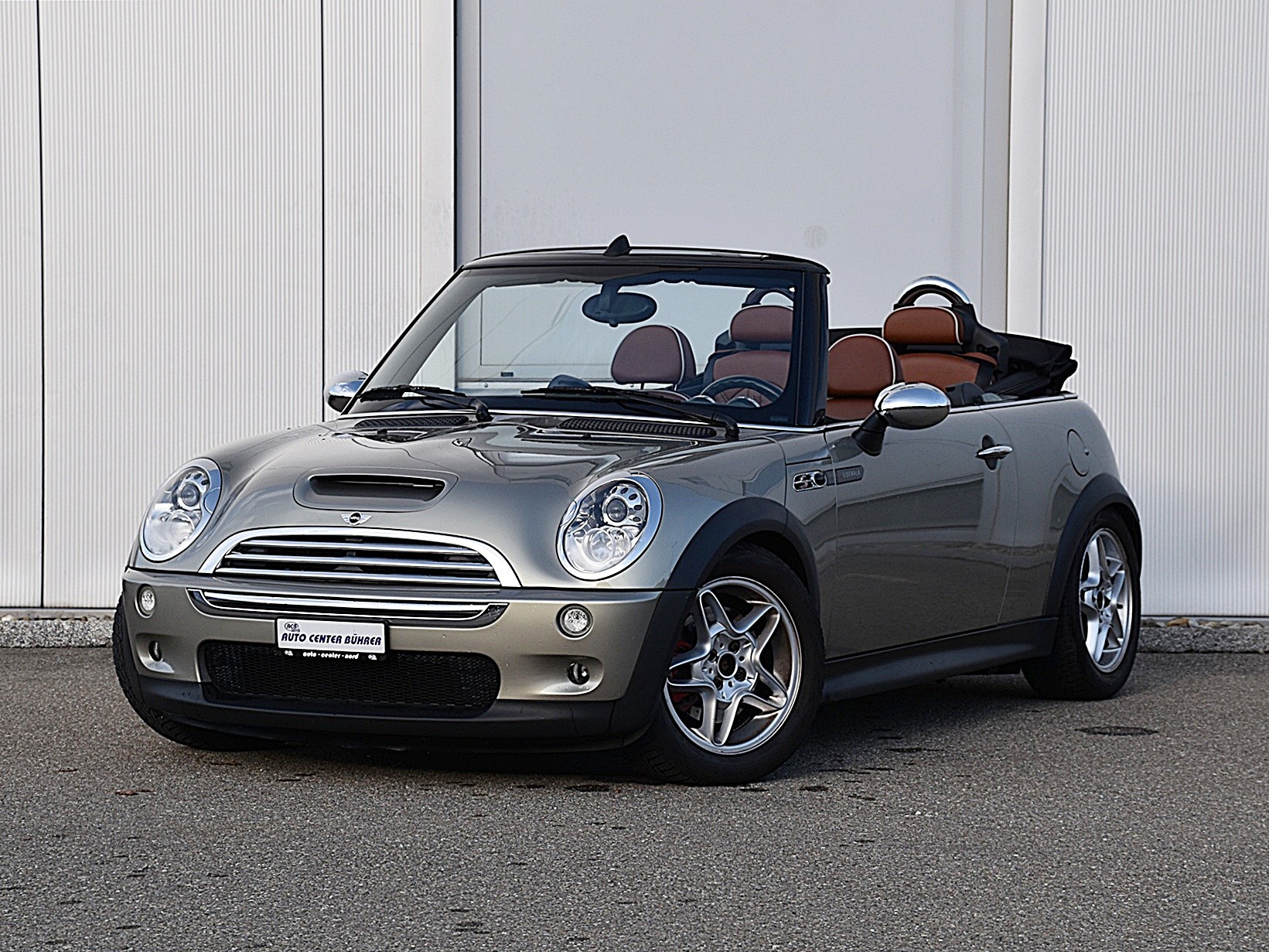 MINI Cooper S John Cooper Works SONDER-MODELL SIDEWALK-EDITION Cabriolet-image-0