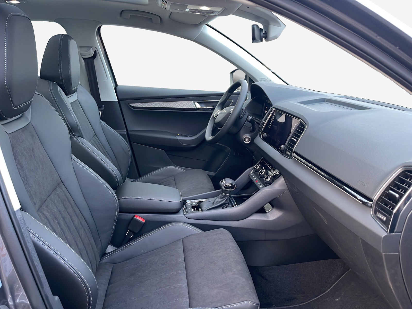 SKODA Karoq 1.5 TSI Dynamic DSG-image-14