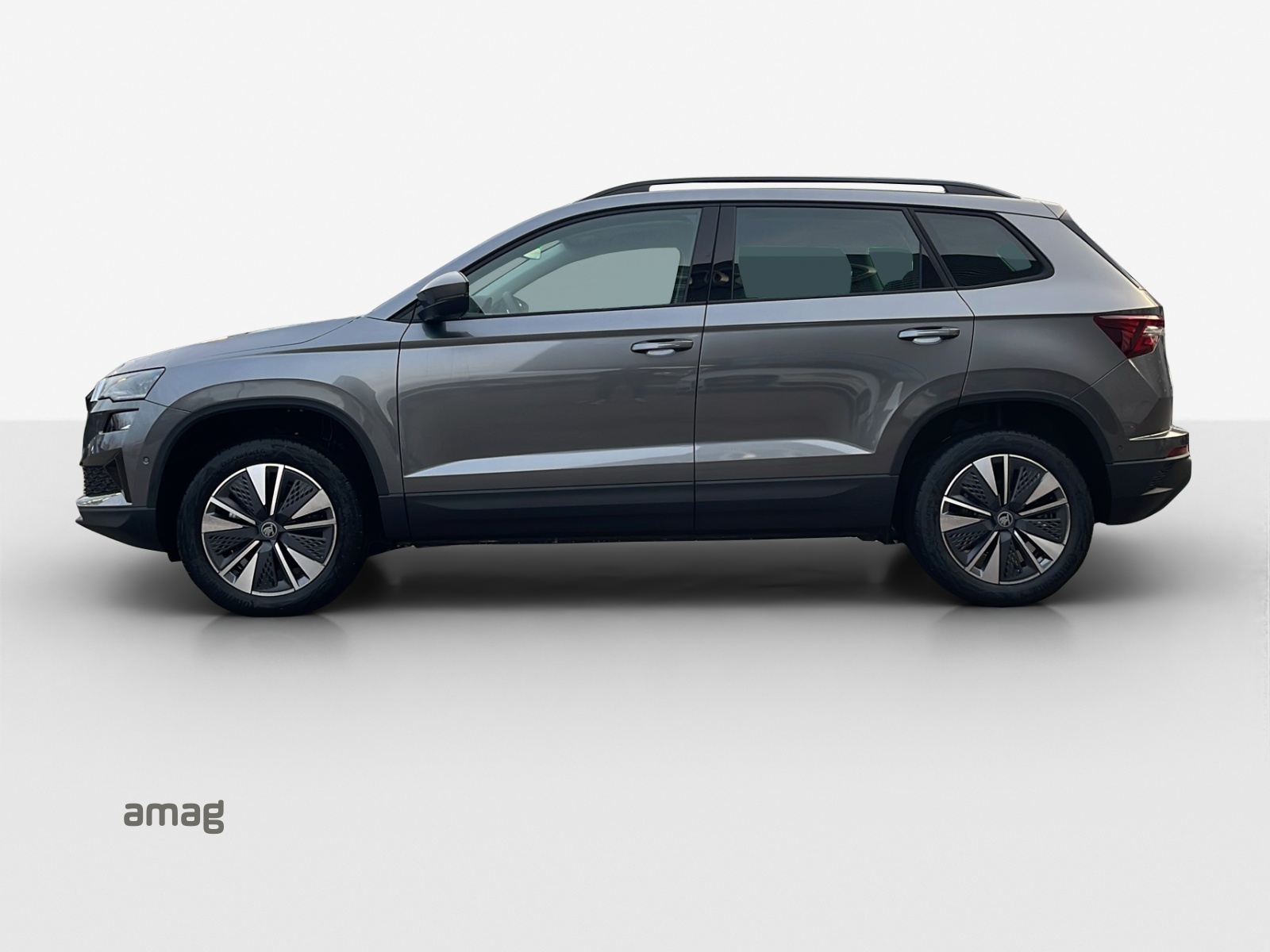 SKODA Karoq 1.5 TSI Dynamic DSG-image-1