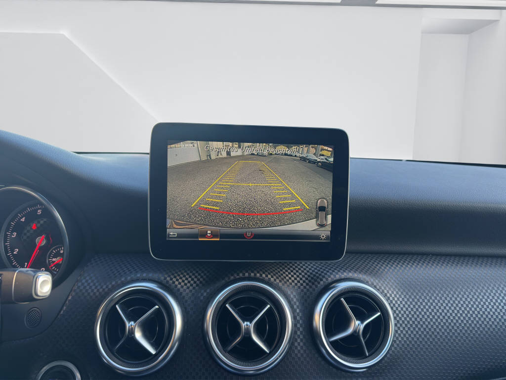 MERCEDES-BENZ A 200 Urban Night Star-image-11