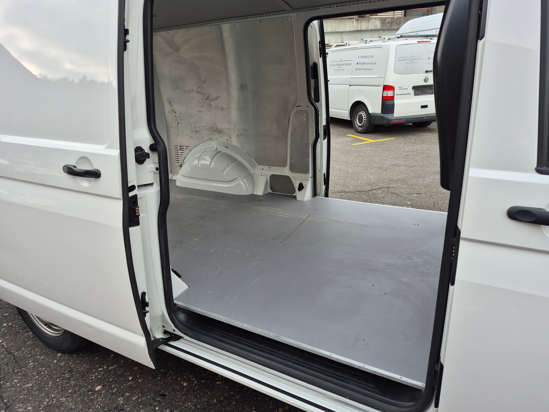 VW T6 2.0 TDI 4Motion-image-9