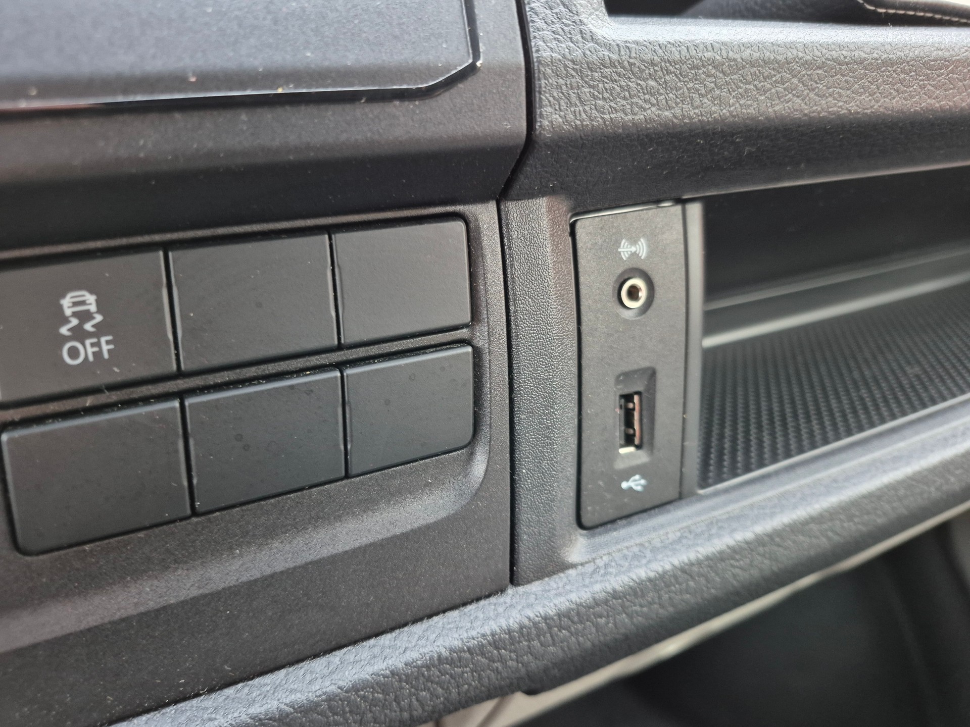 VW T6 2.0 TDI 4Motion-image-18