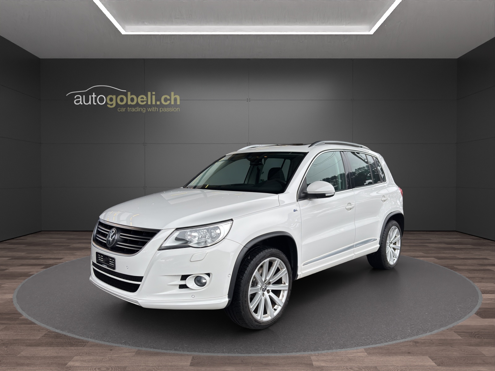 VW Tiguan 2.0 TSI Sport&Style Tiptronic-image-0