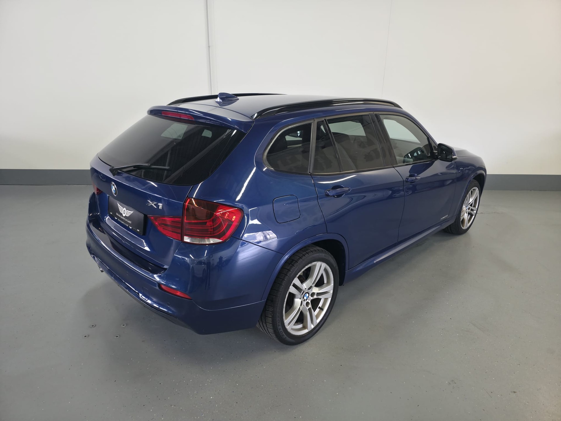 BMW X1 xDrive 20i Steptronic-image-9