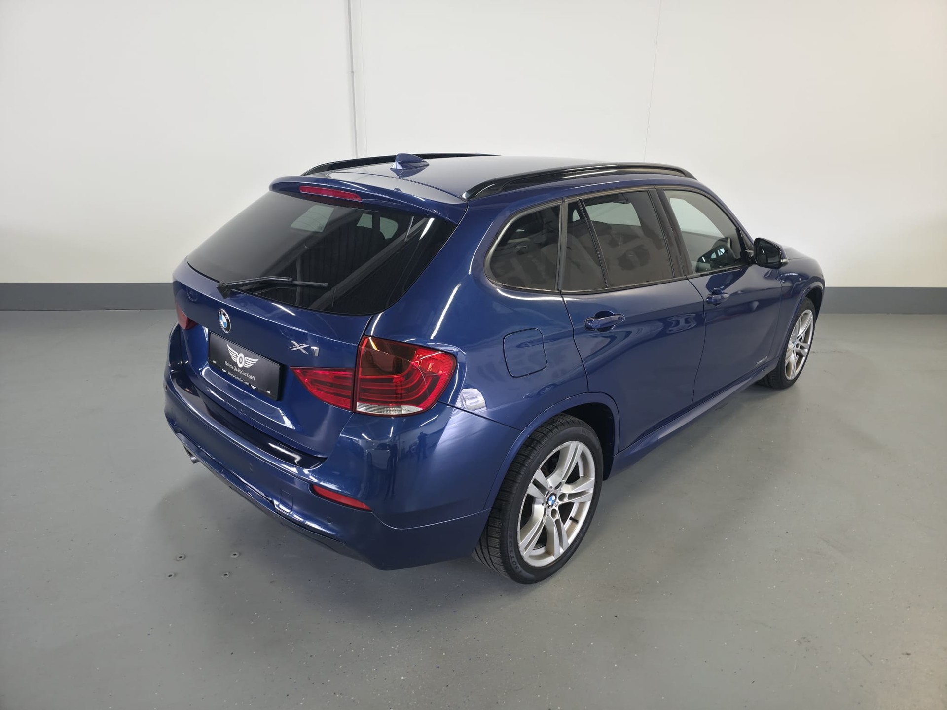 BMW X1 xDrive 20i Steptronic-image-11