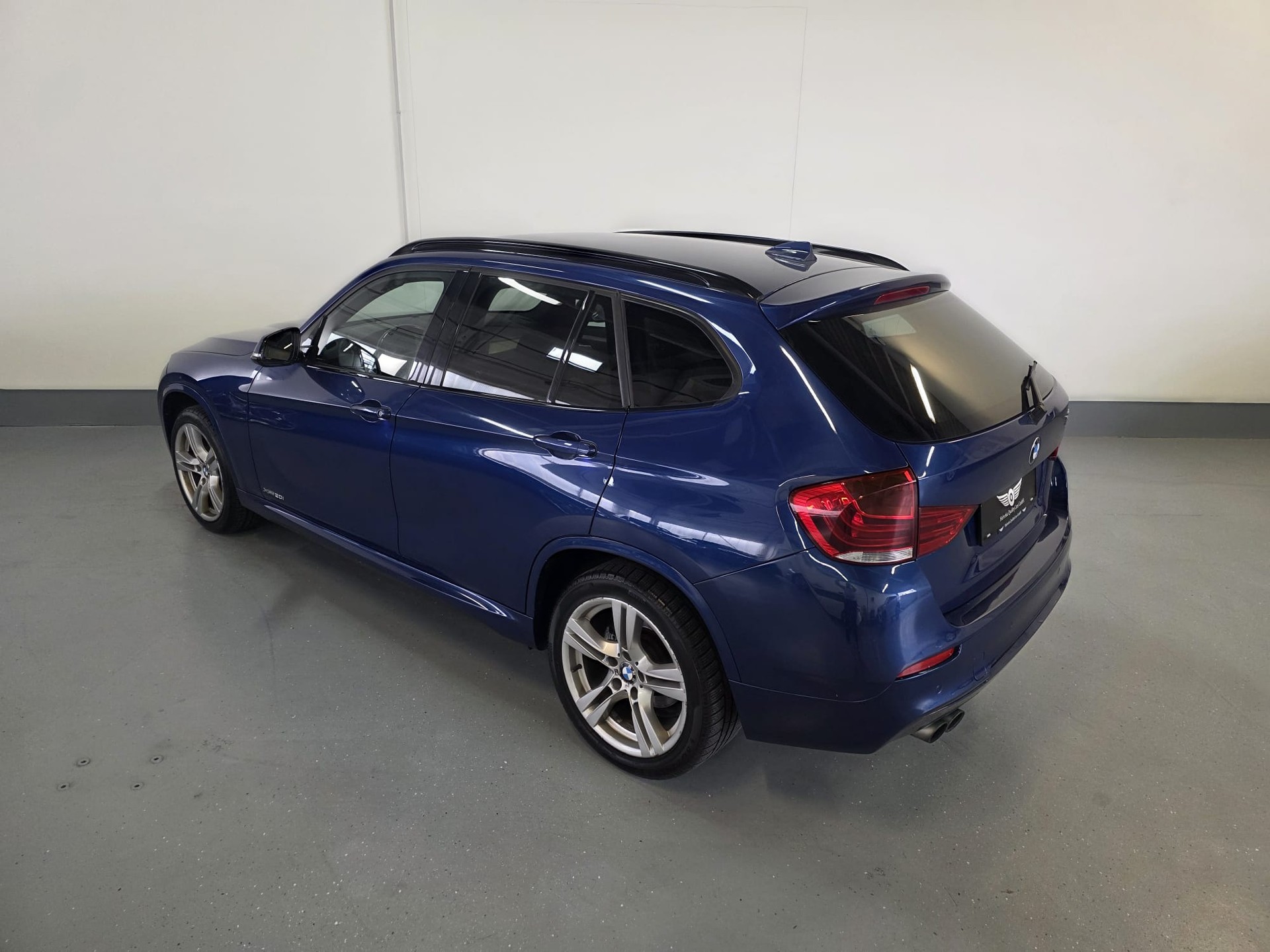 BMW X1 xDrive 20i Steptronic-image-13