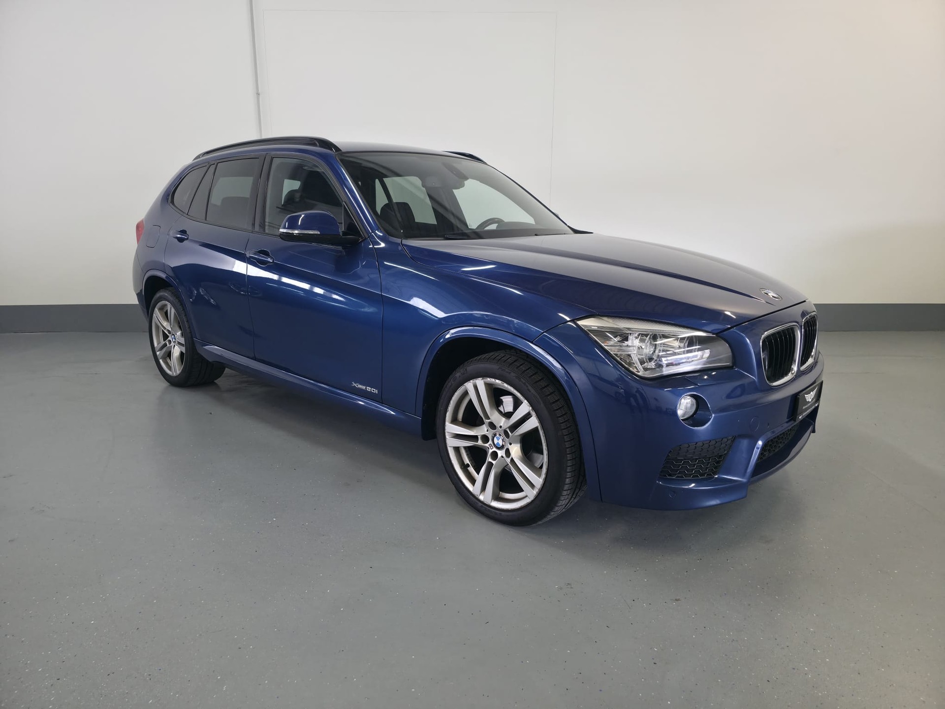 BMW X1 xDrive 20i Steptronic-image-2
