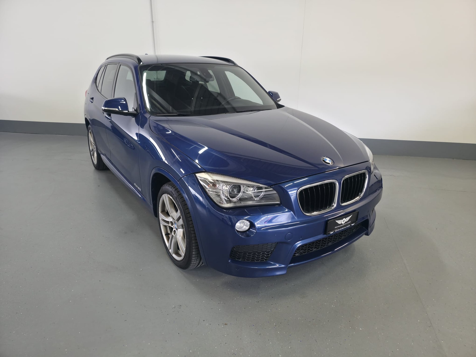 BMW X1 xDrive 20i Steptronic-image-3