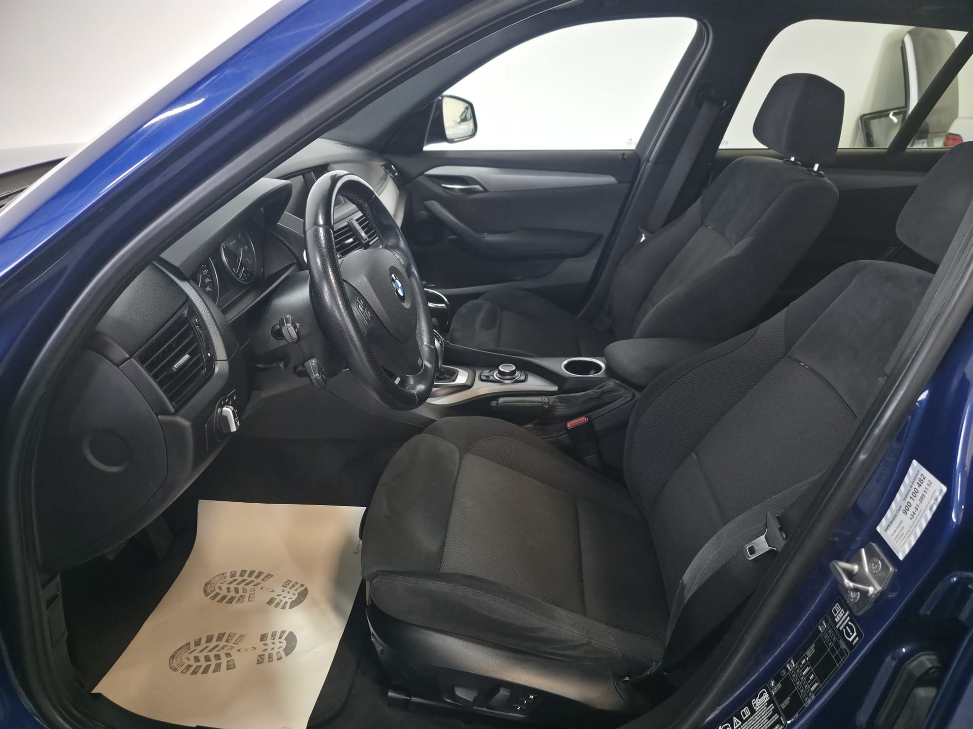 BMW X1 xDrive 20i Steptronic-image-20