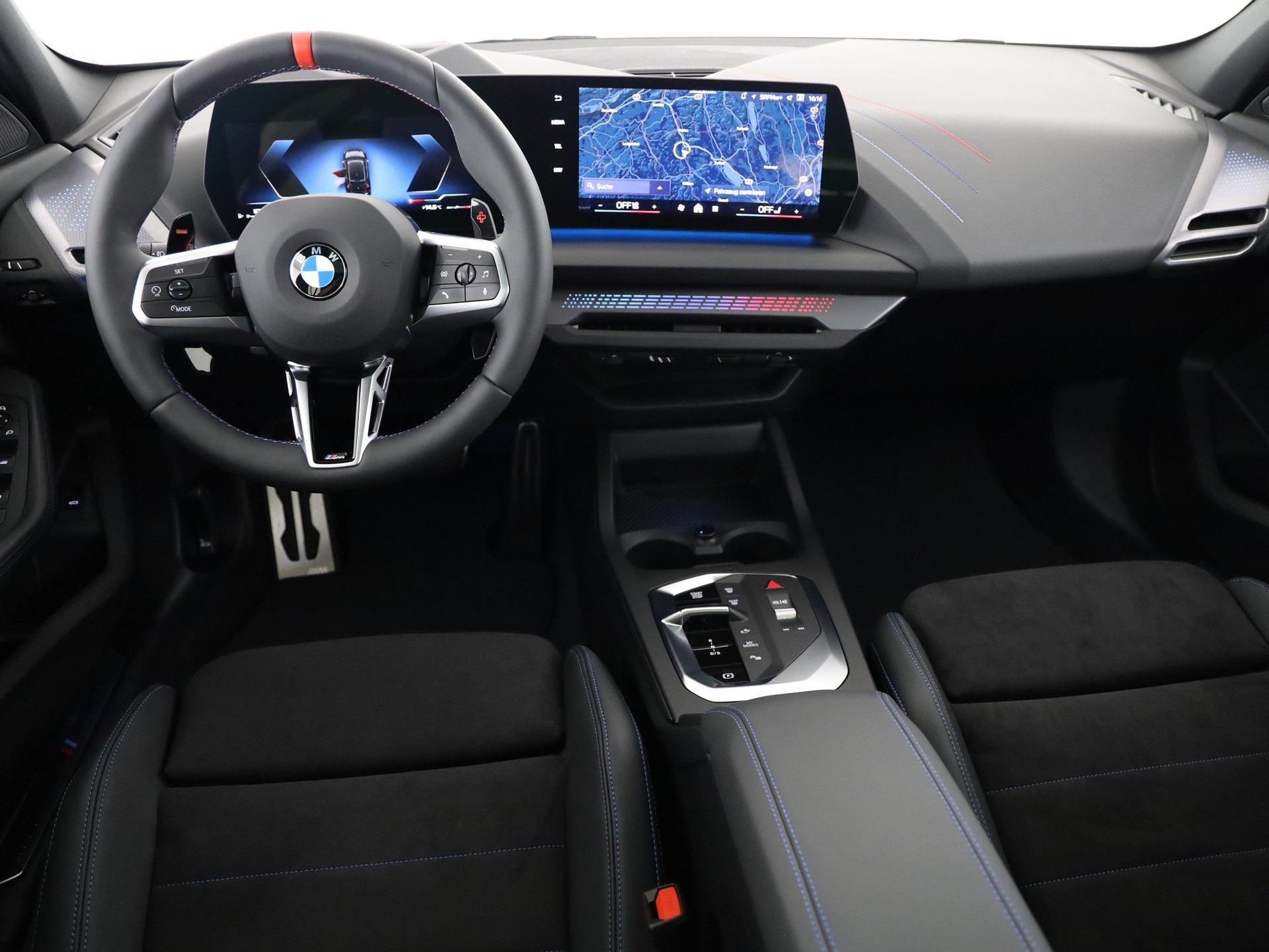 BMW M135i xDrive-image-4