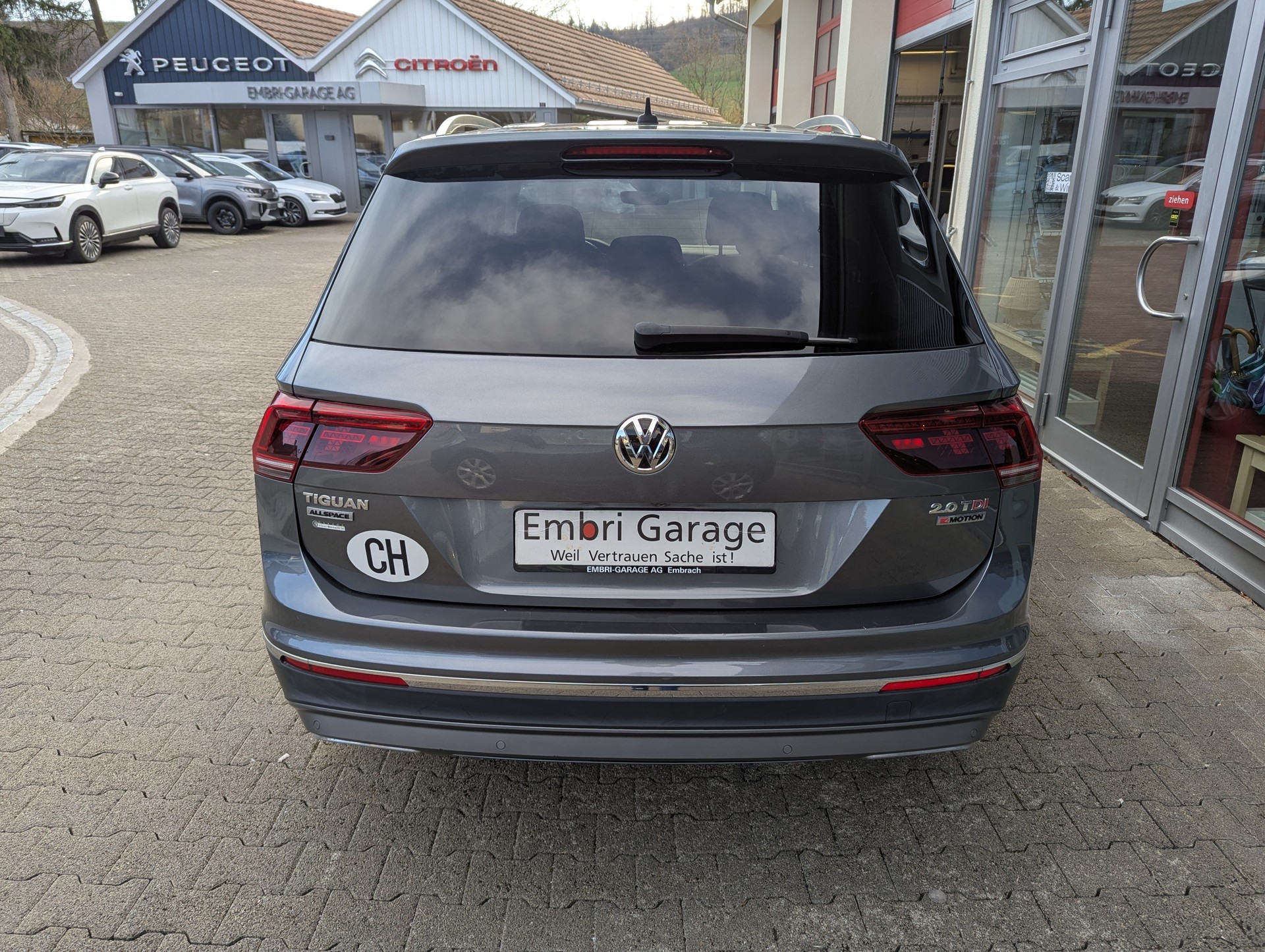 VW Tiguan Allspace 2.0 TDI SCR Highline 4Motion DSG-image-5