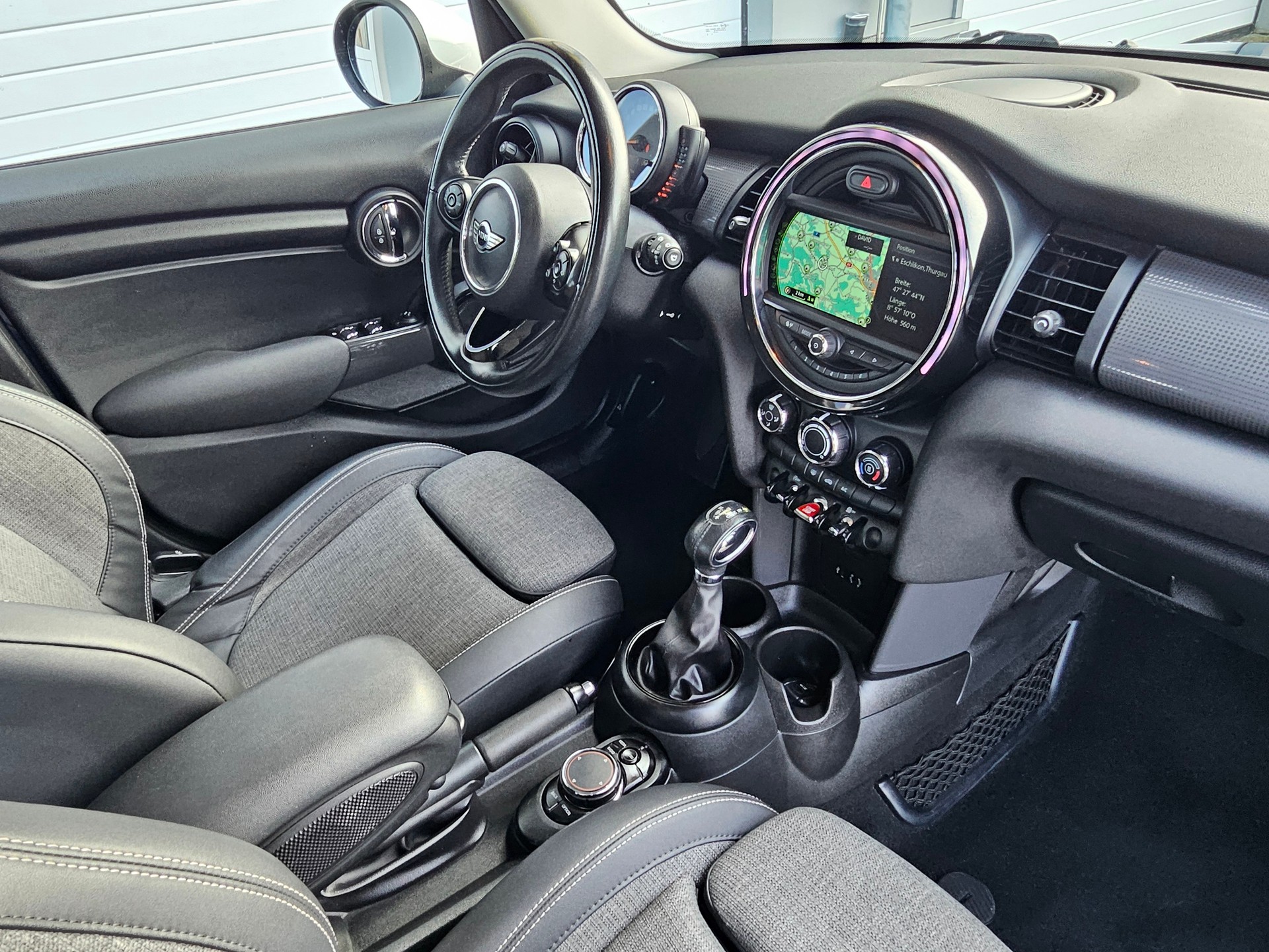 MINI Cooper Steptronic-image-14