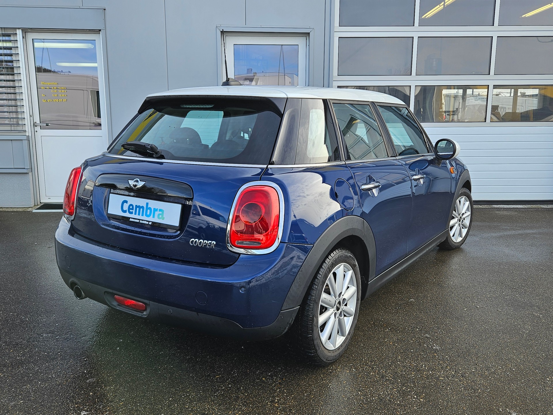 MINI Cooper Steptronic-image-4