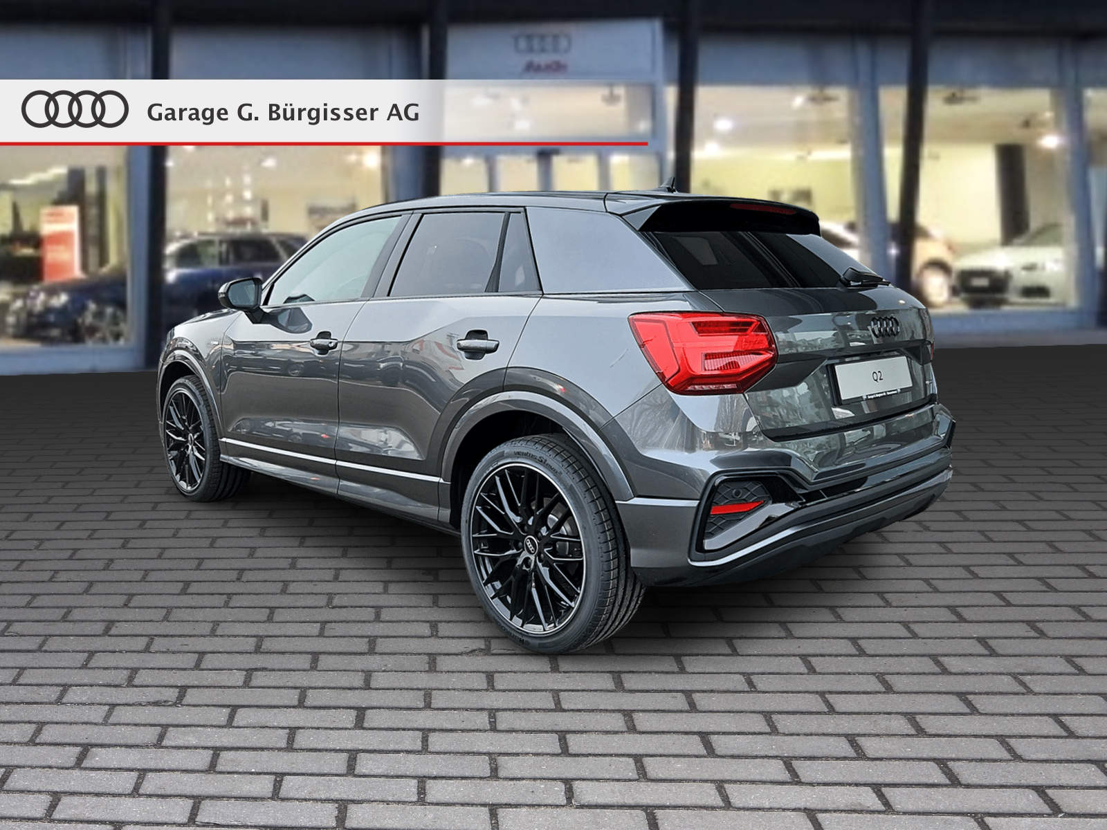 AUDI Q2 40 TFSI S line Attraction quattro S-tronic Daytonagrau Perleffekt-image-3