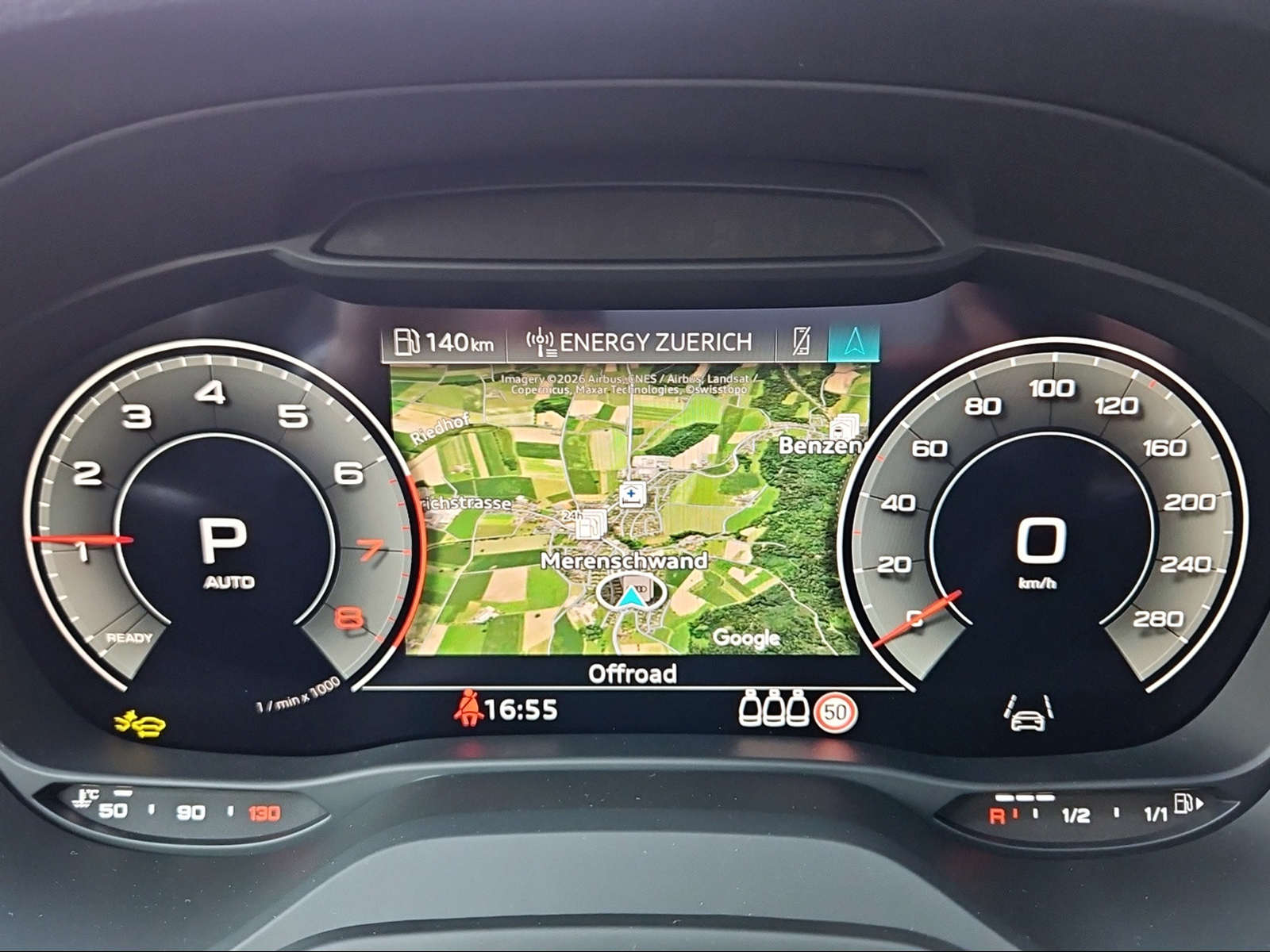 AUDI Q2 40 TFSI S line Attraction quattro S-tronic Daytonagrau Perleffekt-image-10