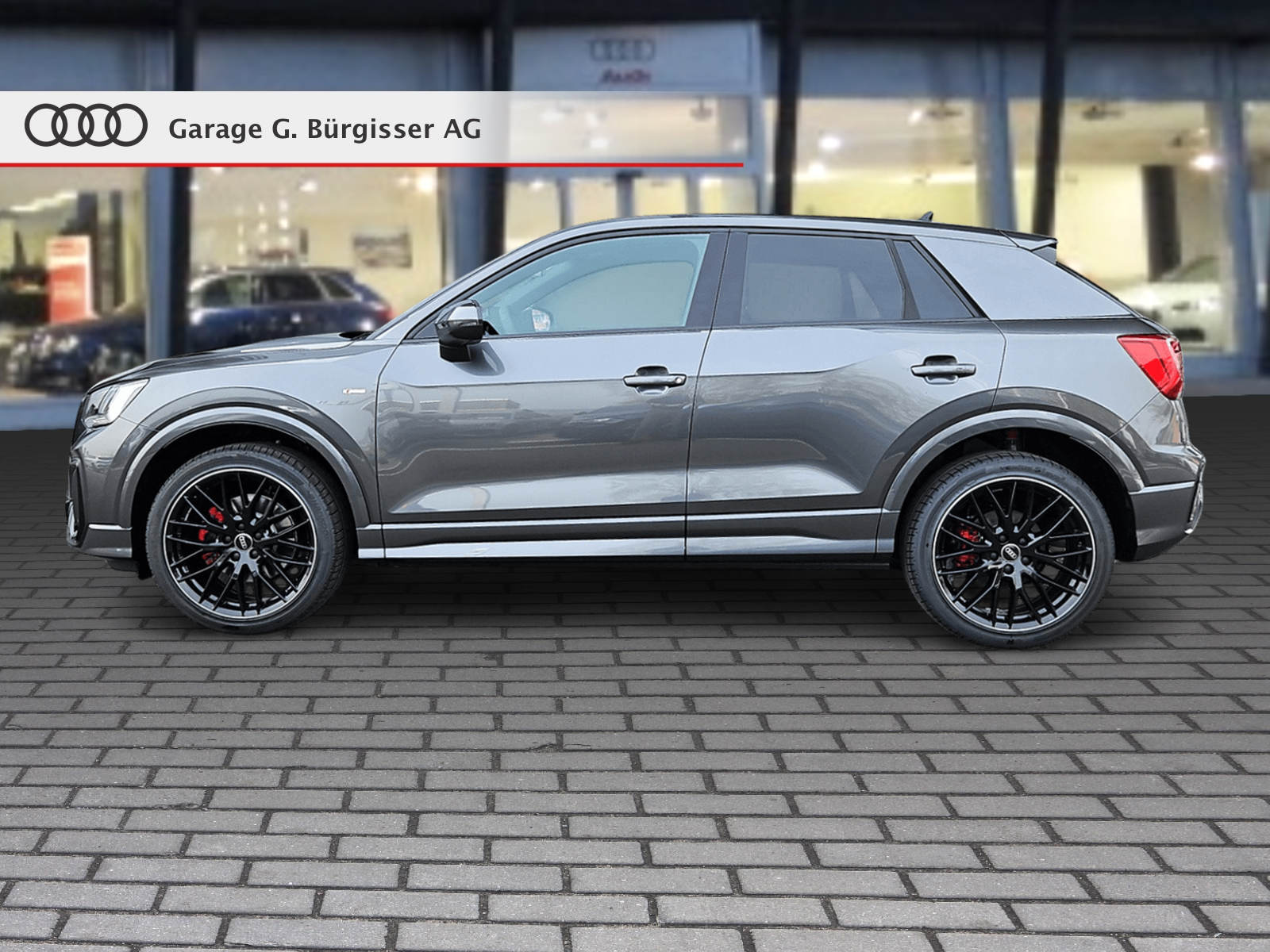 AUDI Q2 40 TFSI S line Attraction quattro S-tronic Daytonagrau Perleffekt-image-2