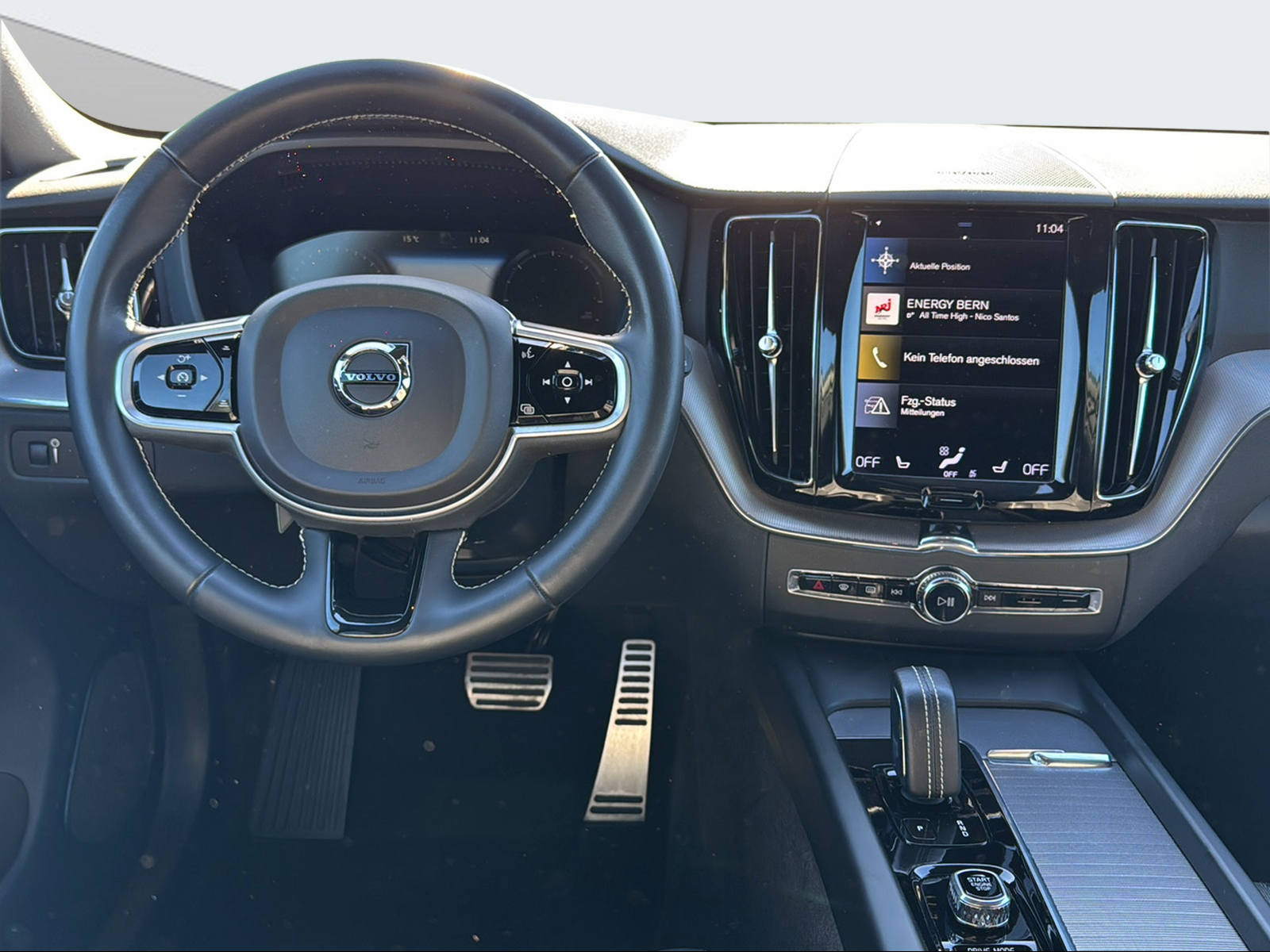 VOLVO XC60 2.0 B4 MH R-Design AWD-image-12