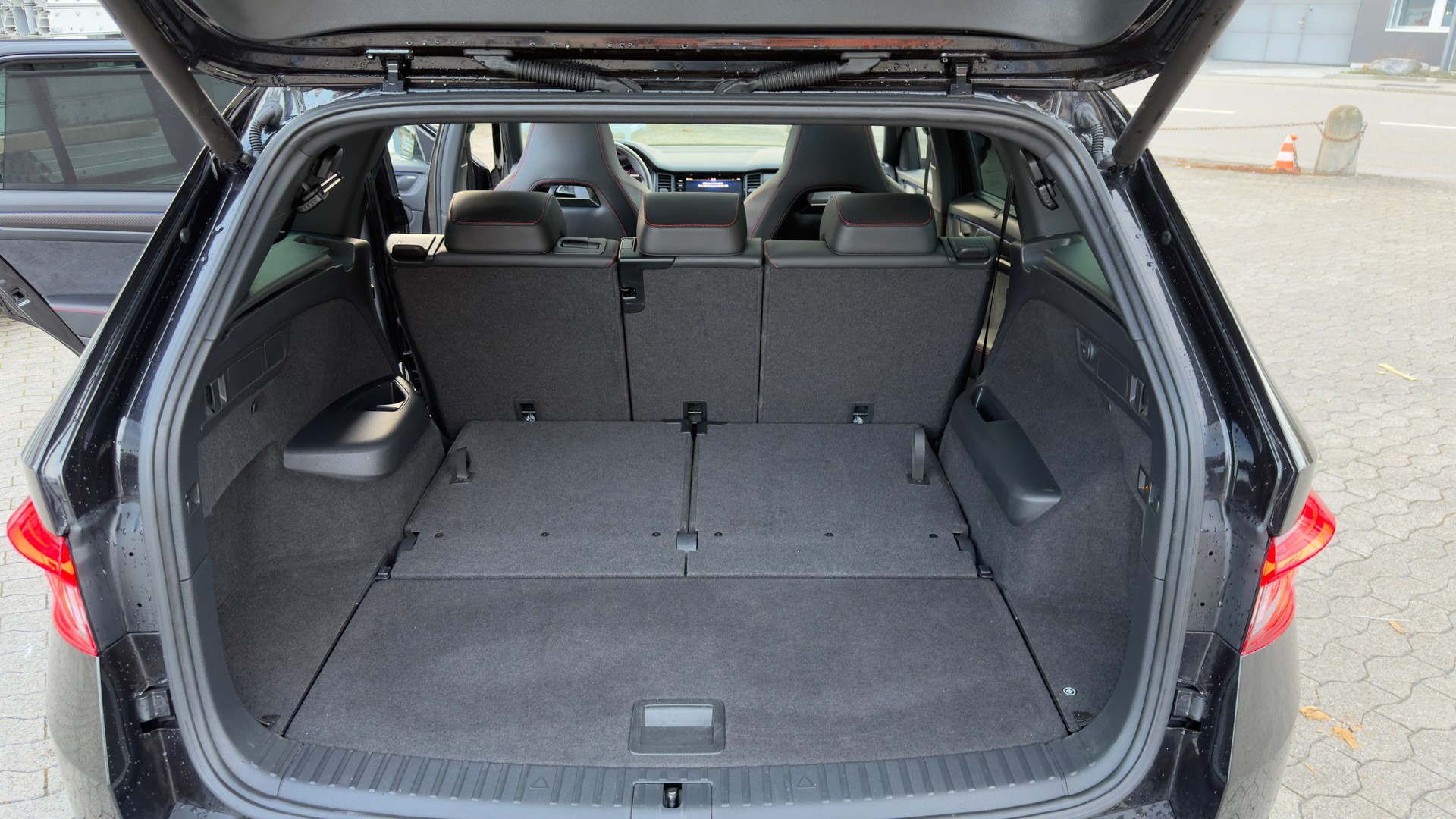 SKODA Kodiaq 2.0 Bi-TDI SCR RS 4x4 DSG-image-20