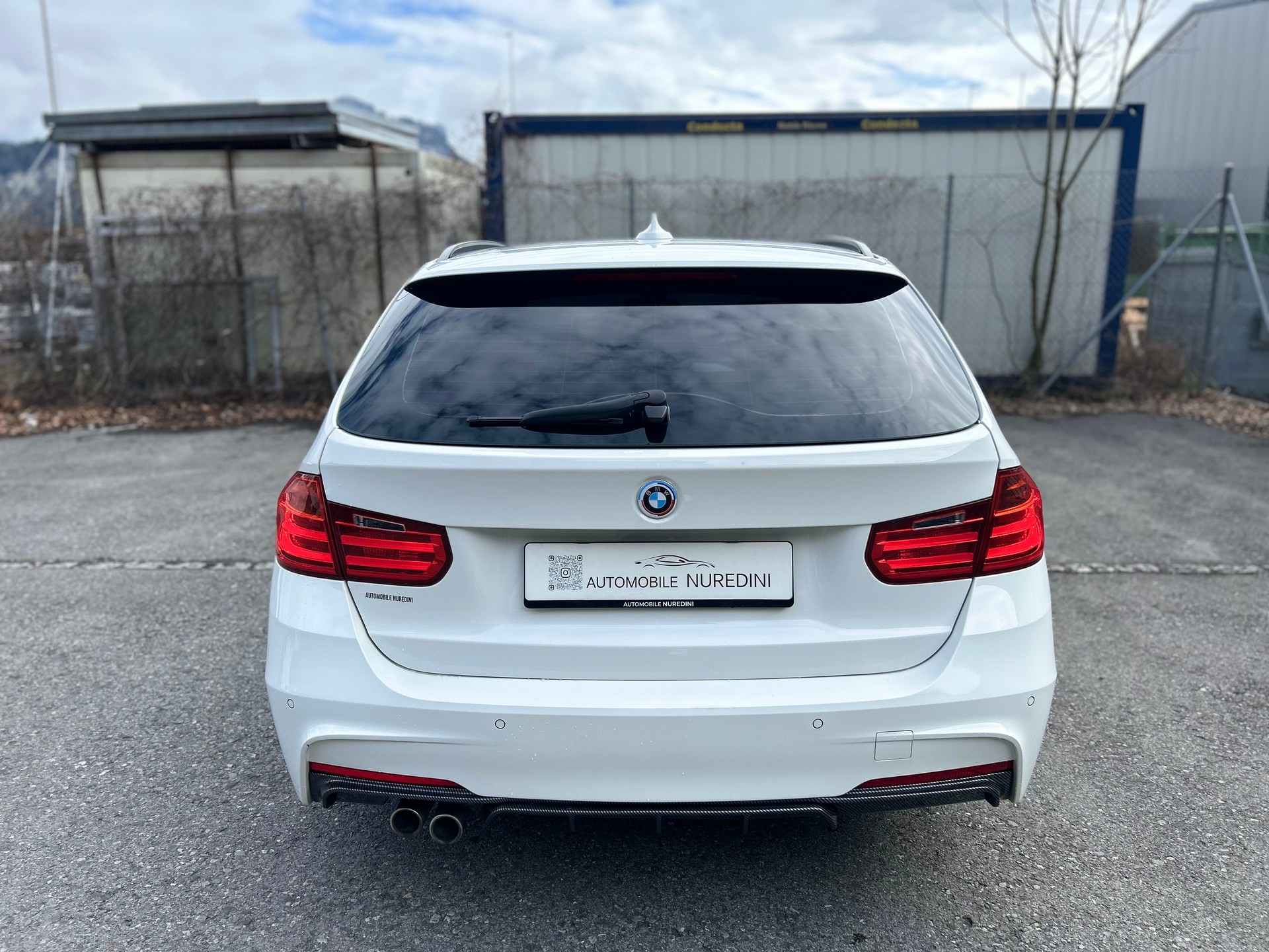 BMW 330d xDrive Touring Steptronic M-Sport-Paket-image-5
