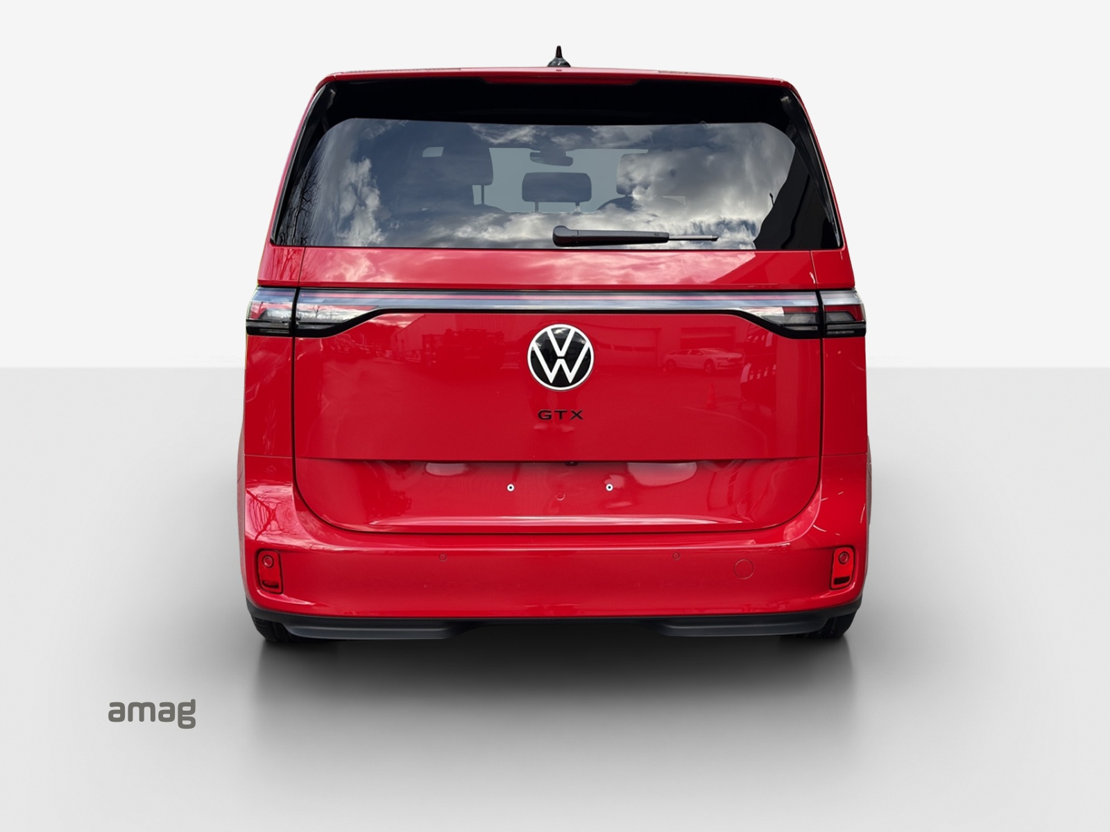 VW ID.Buzz NWB GTX 4 Motion-image-3