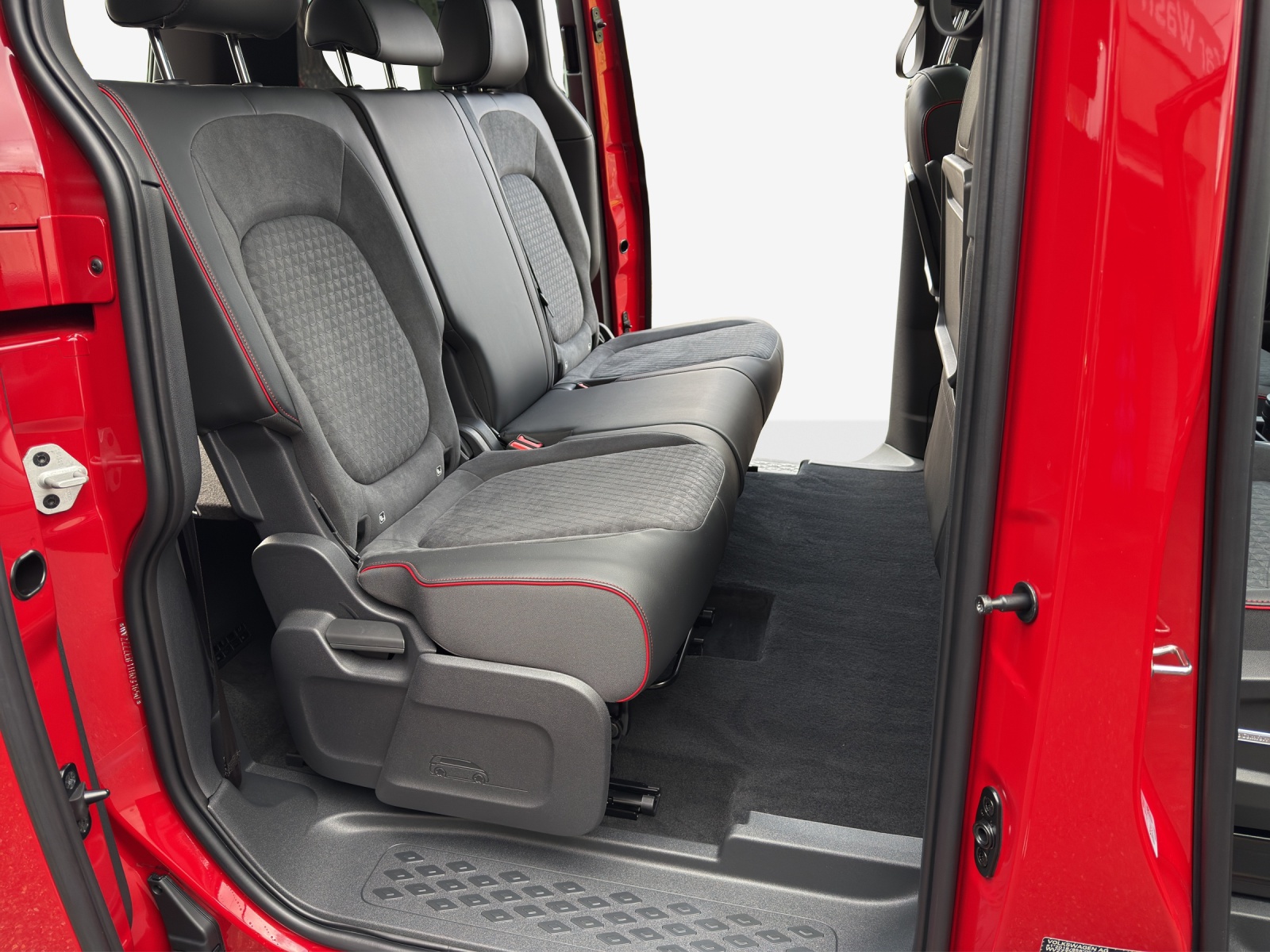 VW ID.Buzz NWB GTX 4 Motion-image-13
