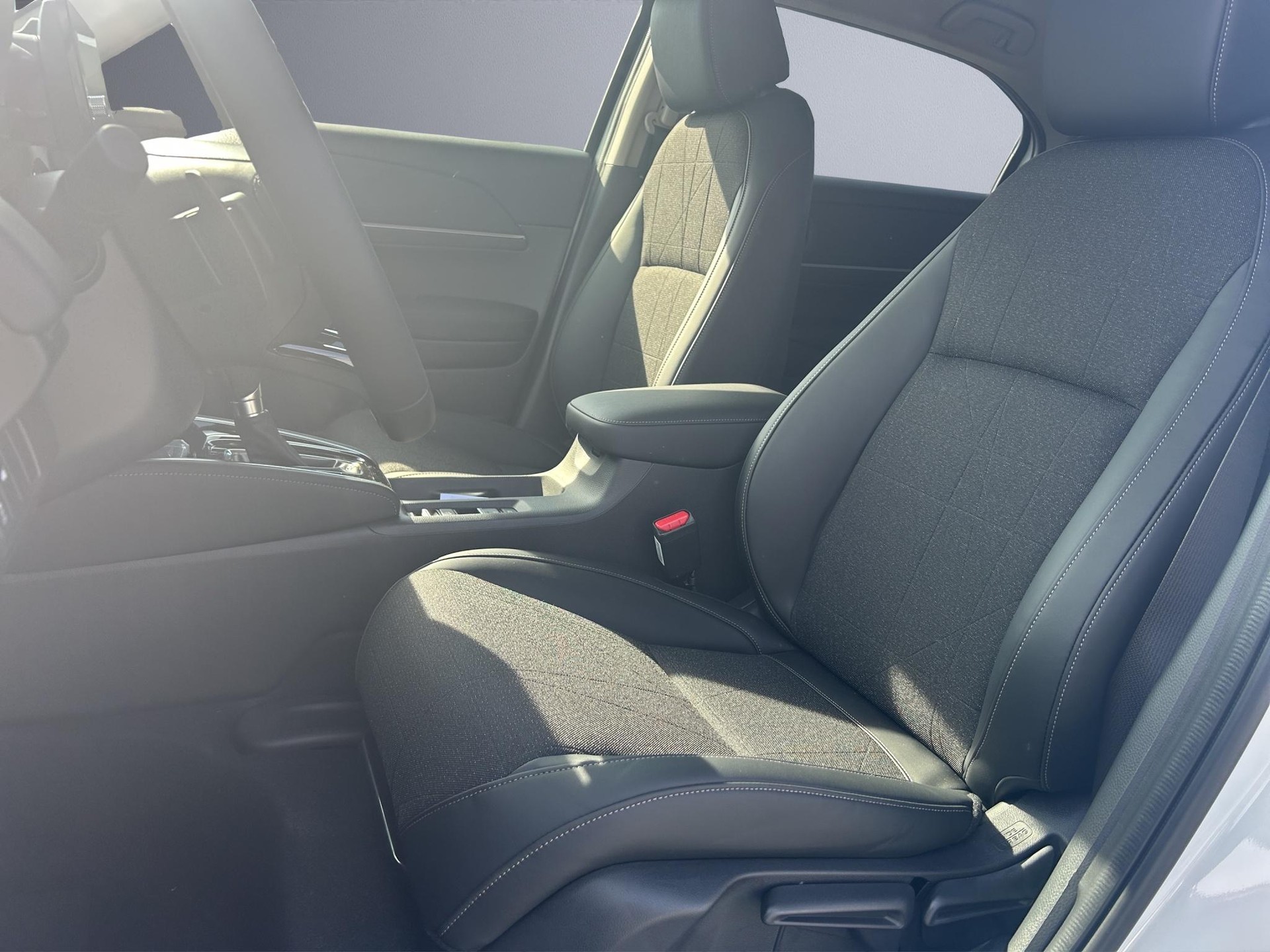 HONDA HR-V 1.5 i-MMD Advance-image-8
