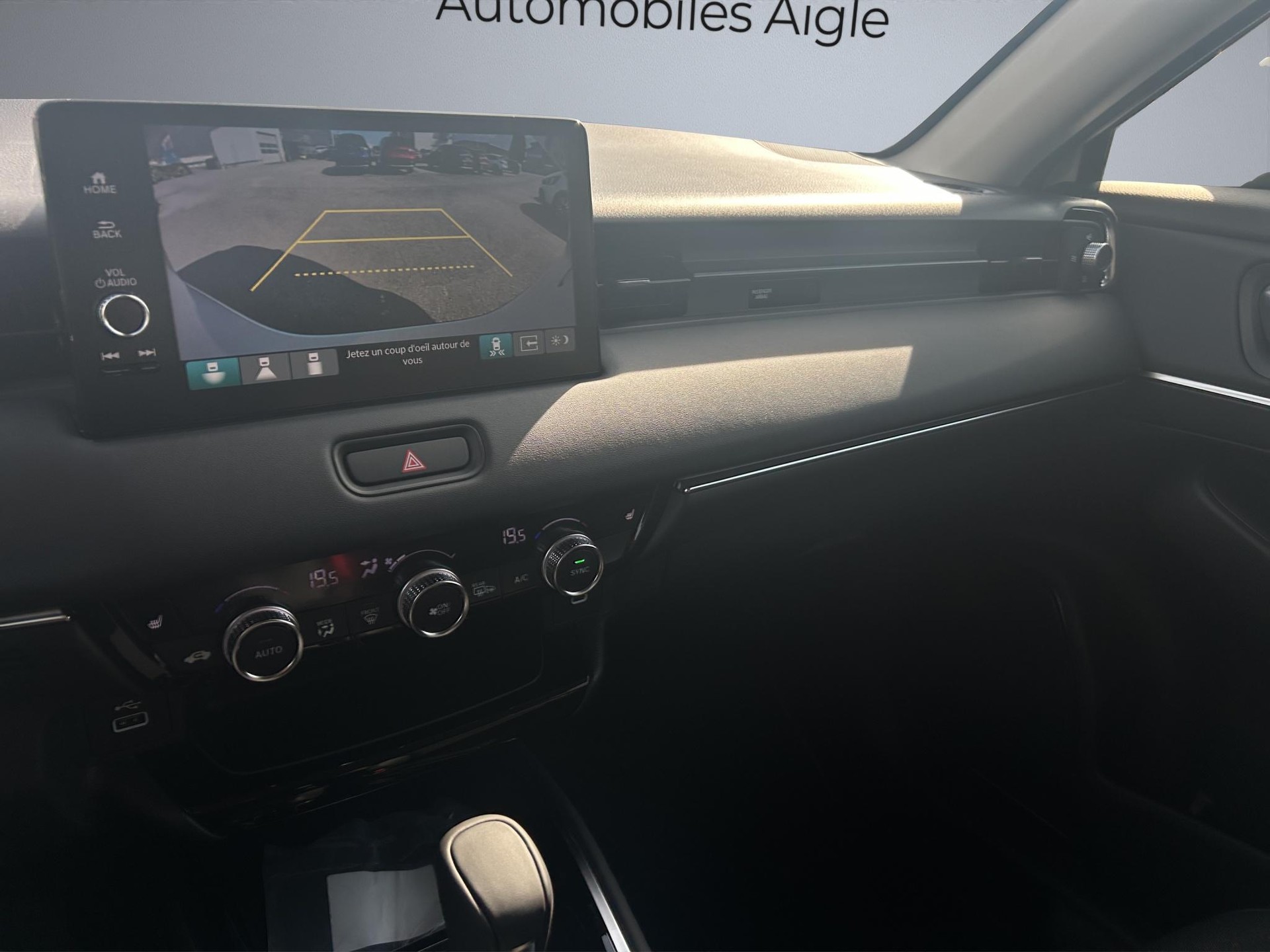 HONDA HR-V 1.5 i-MMD Advance-image-11