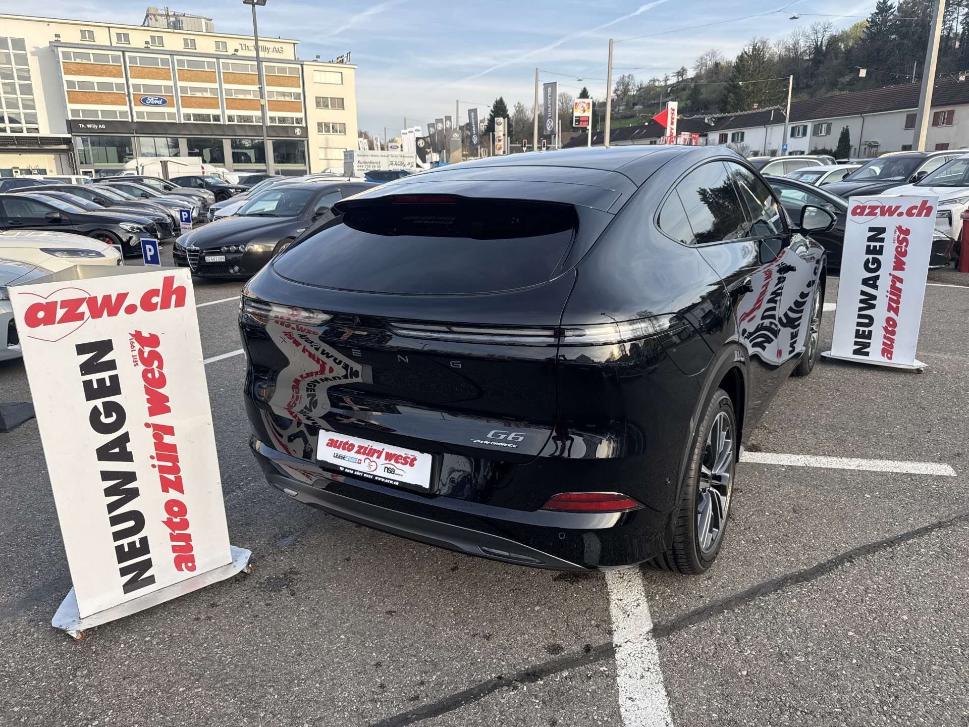 XPENG G6 87,5kWh Performance 476PS AWD Automat-image-2