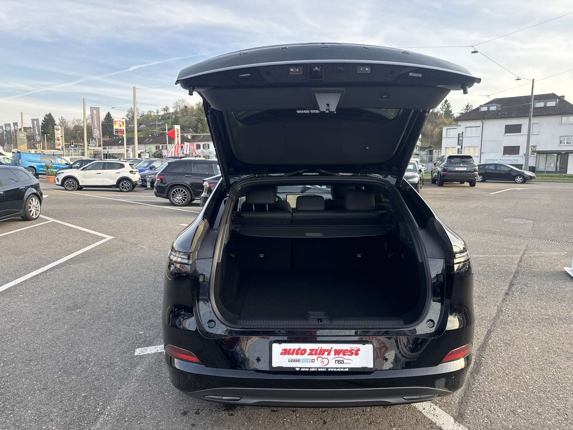 XPENG G6 87,5kWh Performance 476PS AWD Automat-image-7