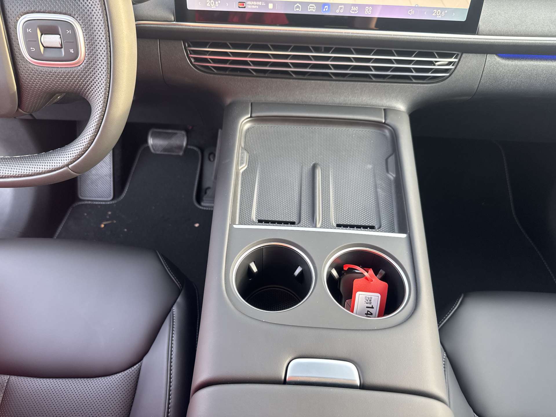 XPENG G6 87,5kWh Performance 476PS AWD Automat-image-11