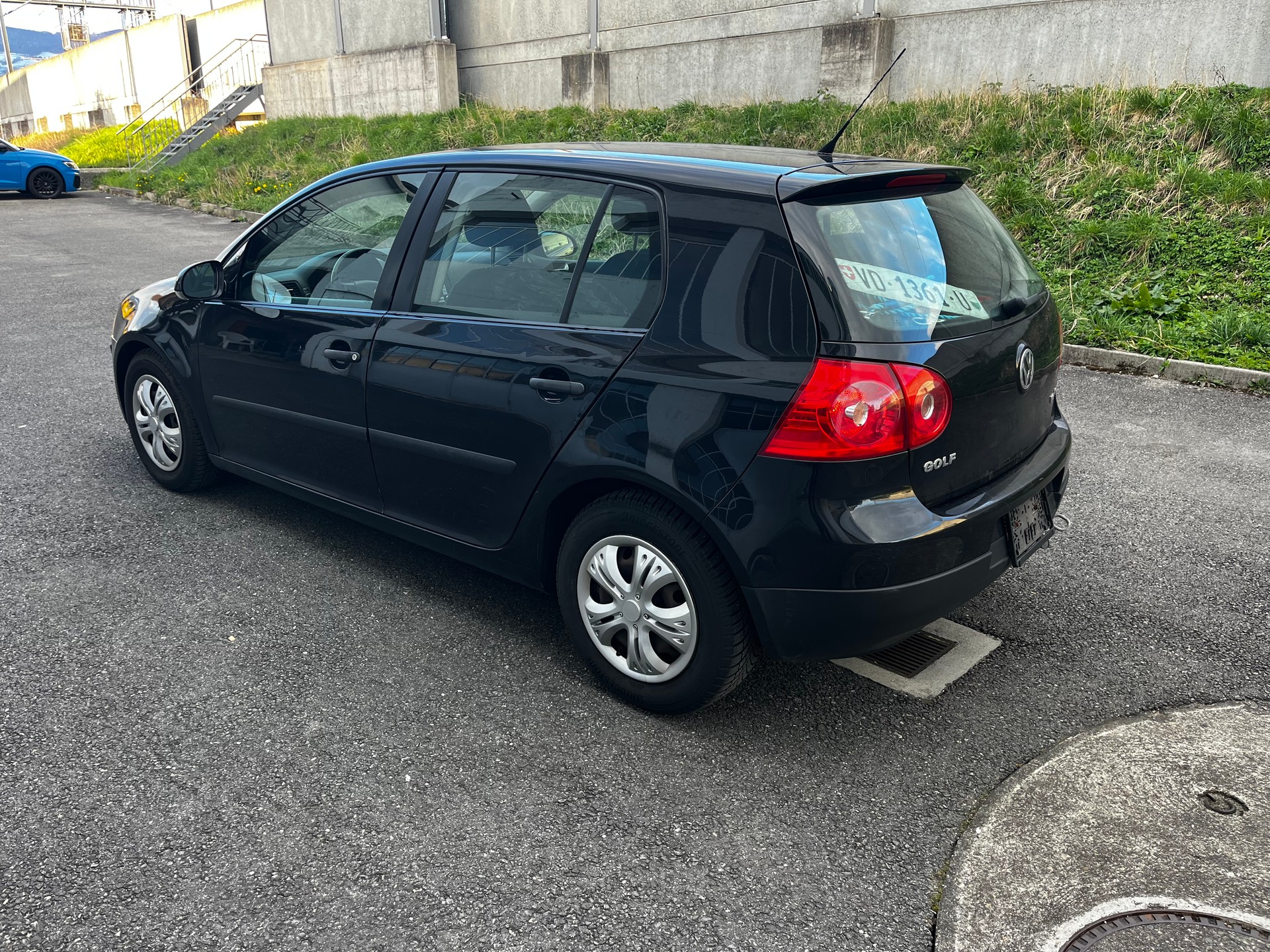 VW Golf 1.6 FSI Comfortline-image-3