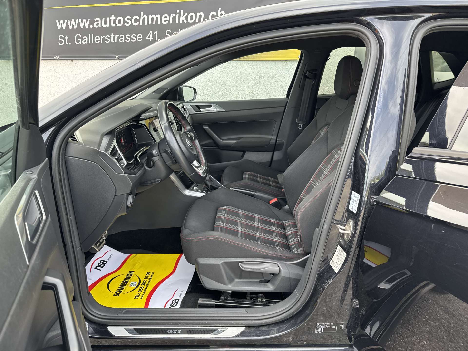 VW Polo 2.0 TSi GTi DSG-Automat 200PS-image-6