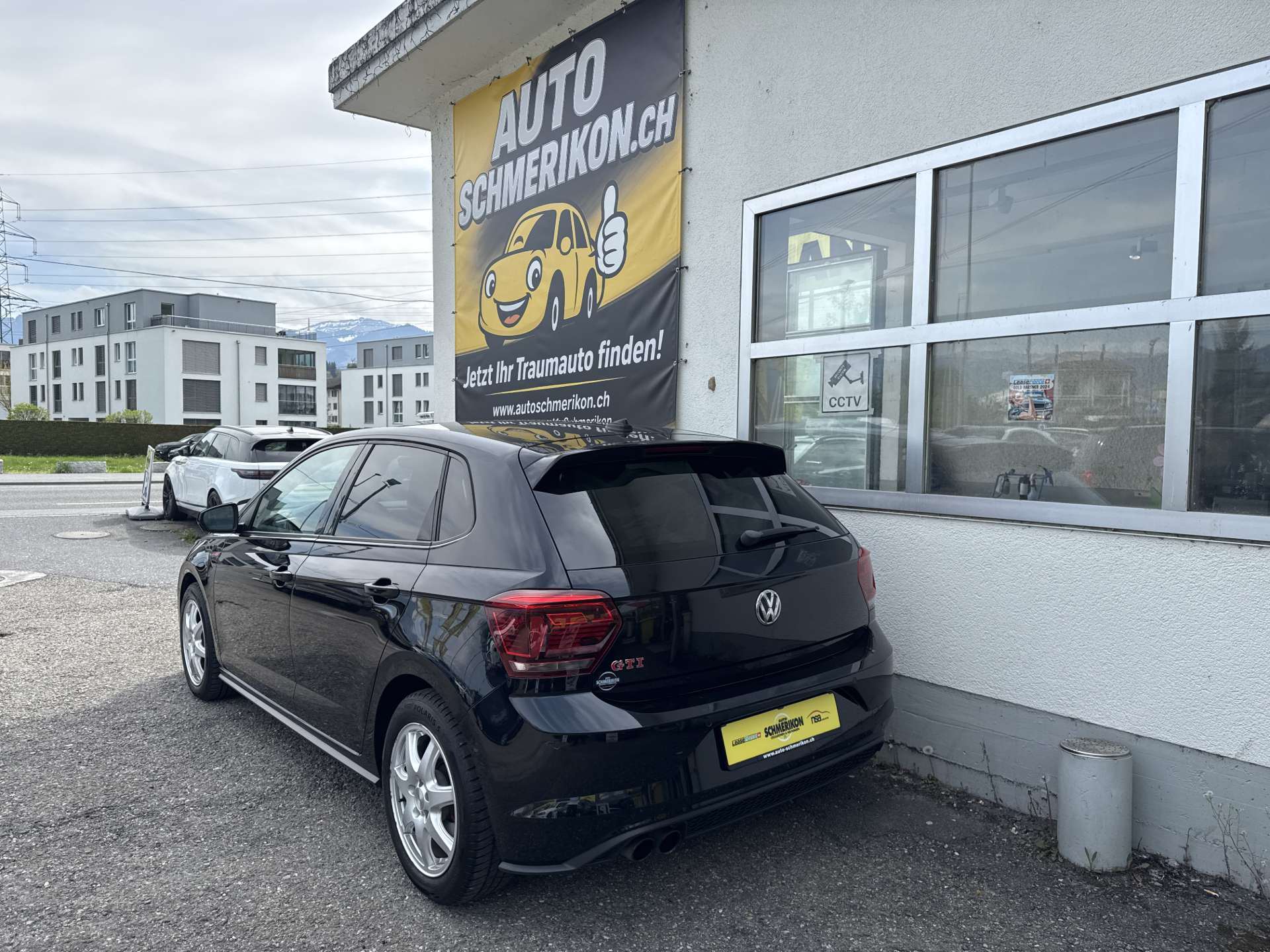 VW Polo 2.0 TSi GTi DSG-Automat 200PS-image-2