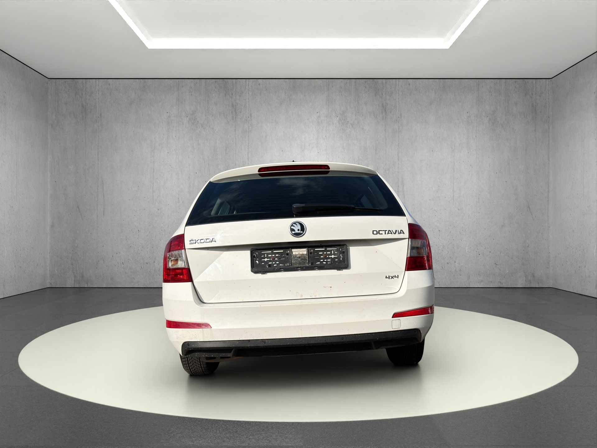 SKODA Octavia Combi 1.6 TDI Ambition 4x4-image-5
