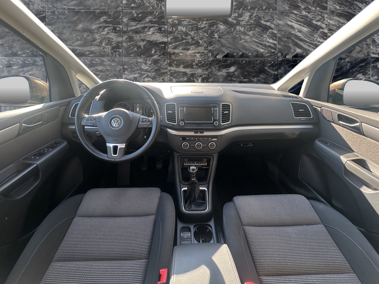 VW Sharan 2.0 TDI BMT Comfortline 4Motion-image-10